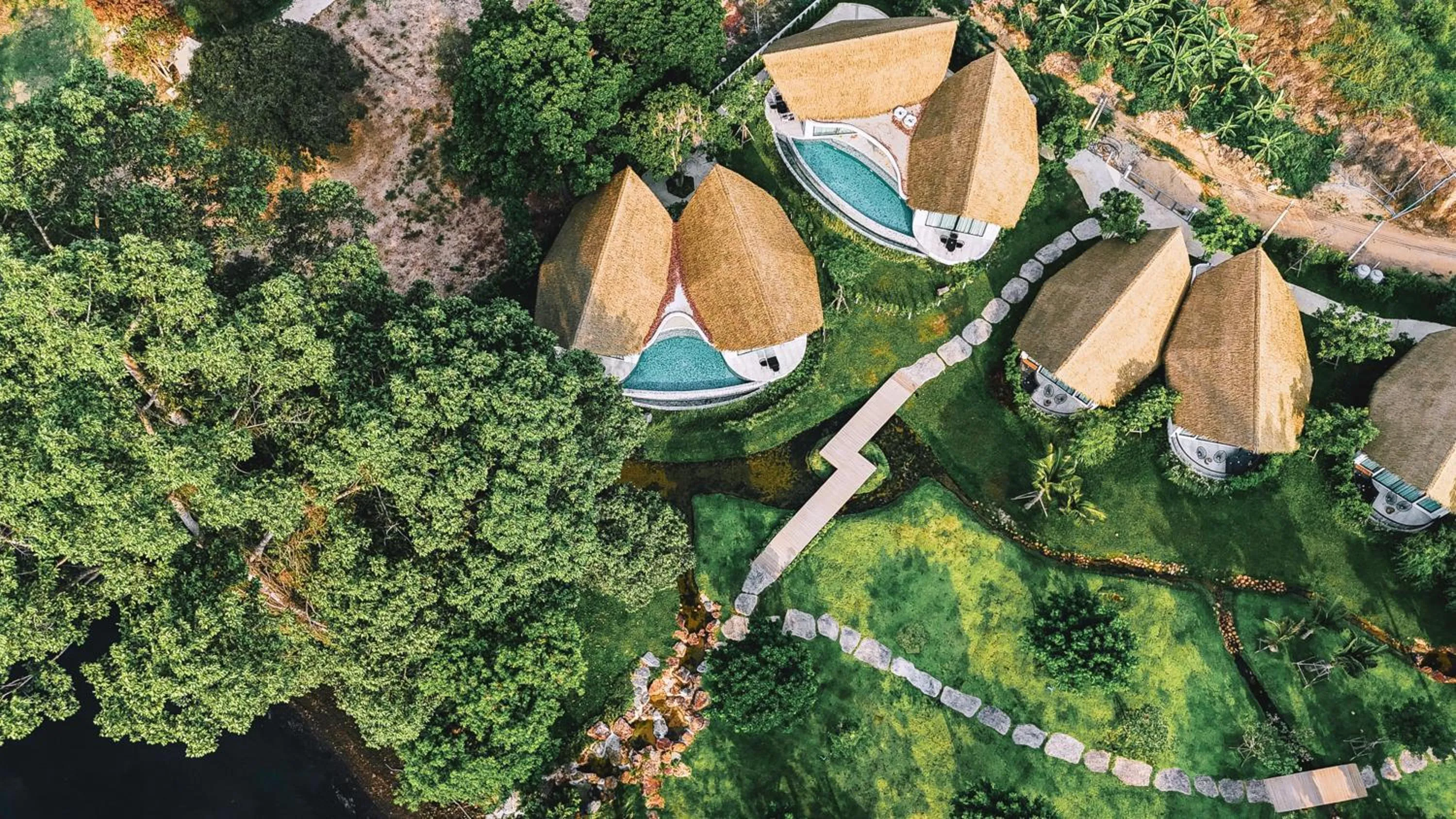 Bird's eye view in Villa De Leaf River Kaeng Krachan