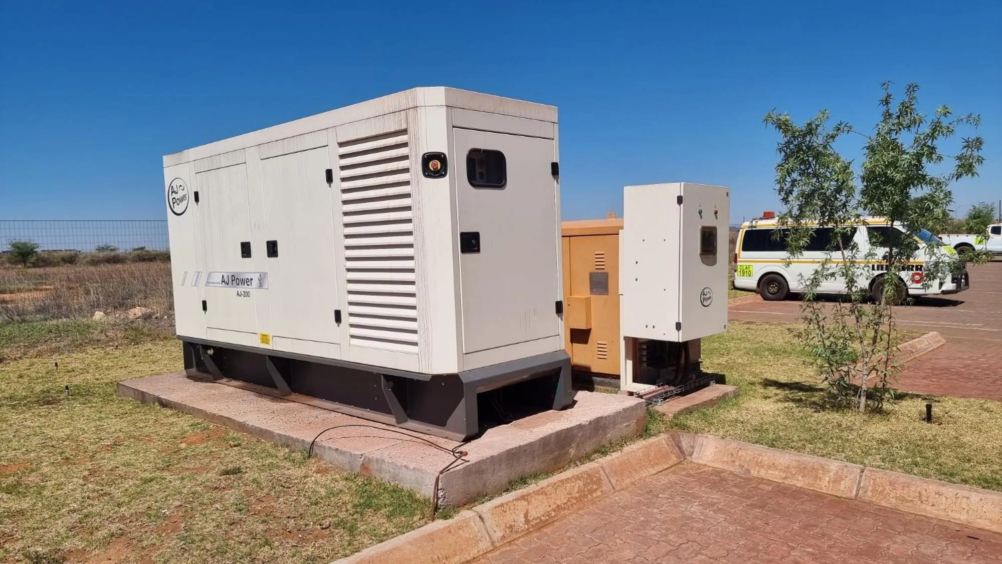 Property building in Kathu Inn