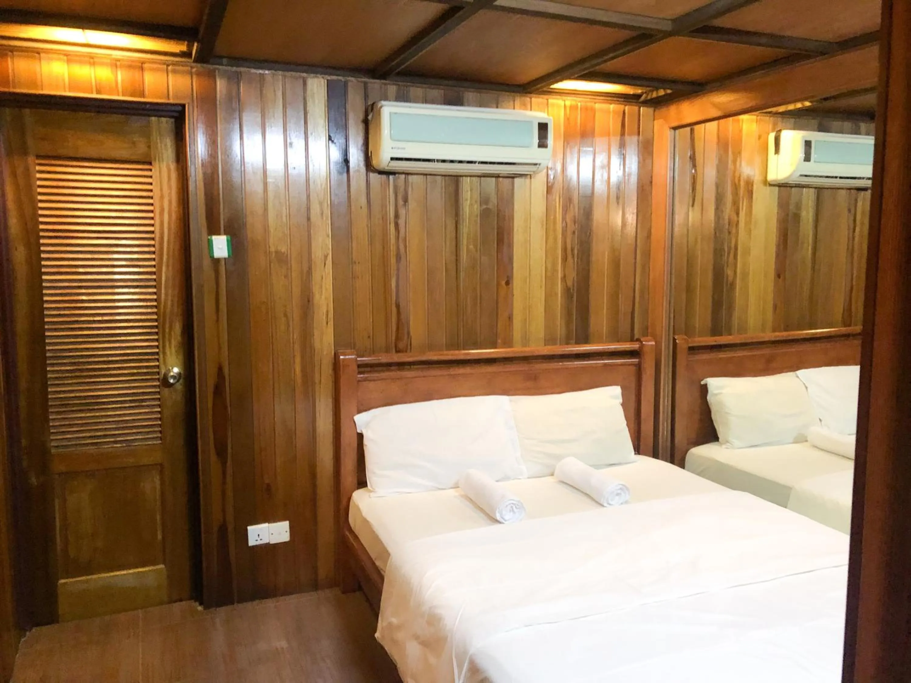 Bedroom, Bed in Hotel O I.villa Inn