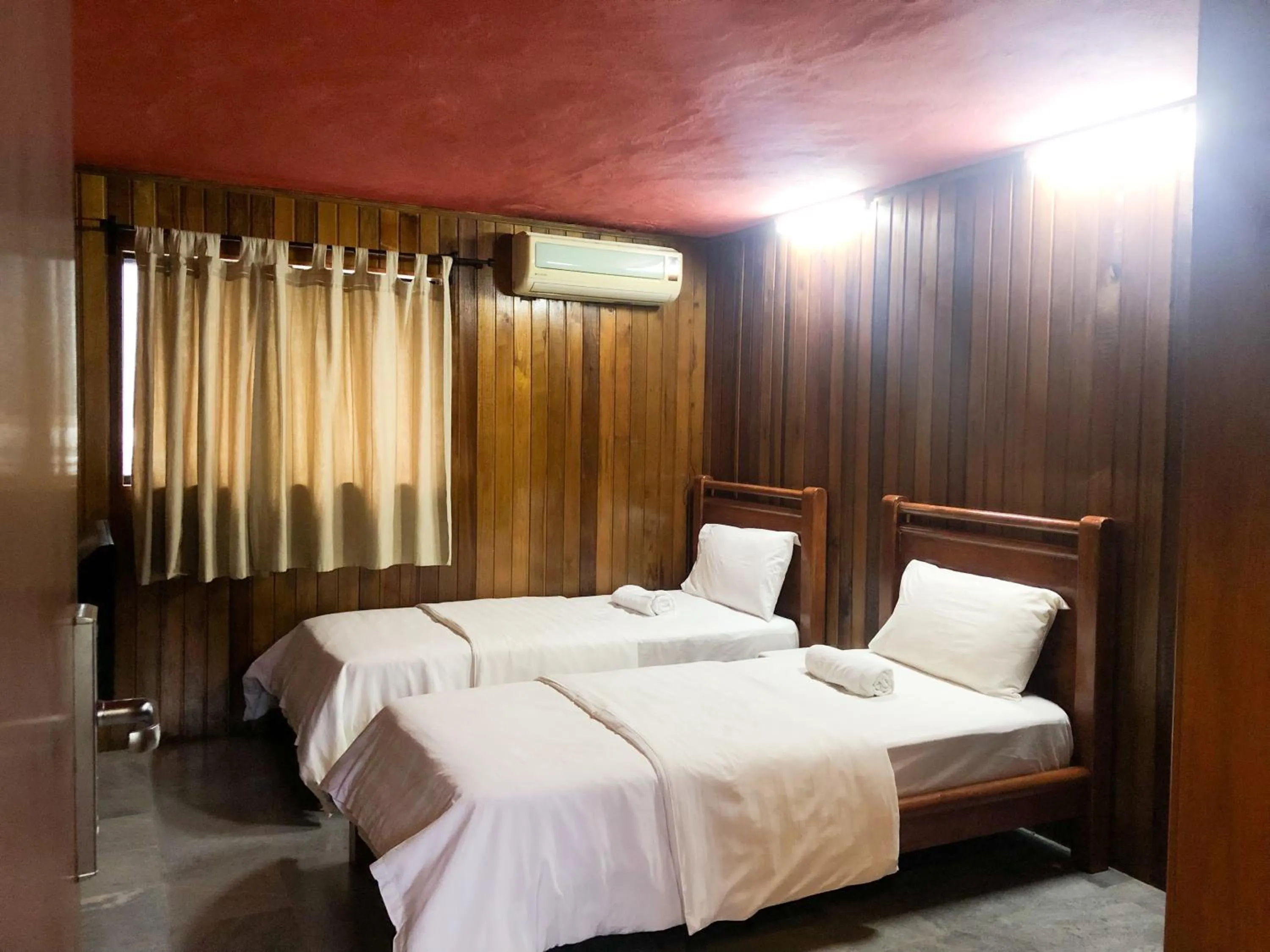 Bedroom, Bed in Hotel O I.villa Inn