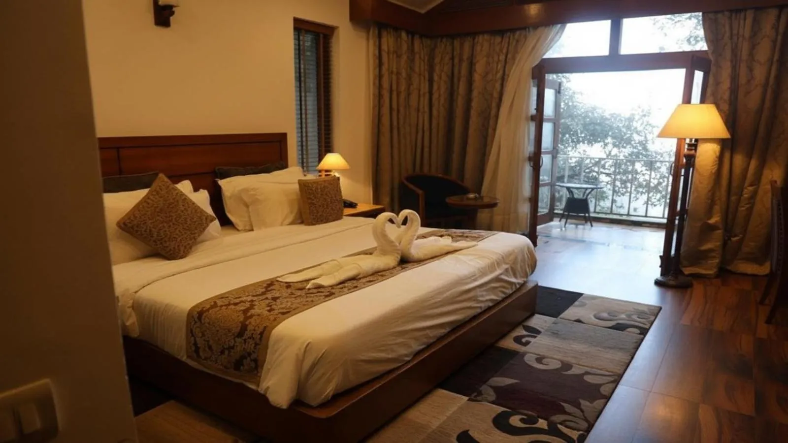 Bedroom, Bed in Essence of Nature, Ranikhet