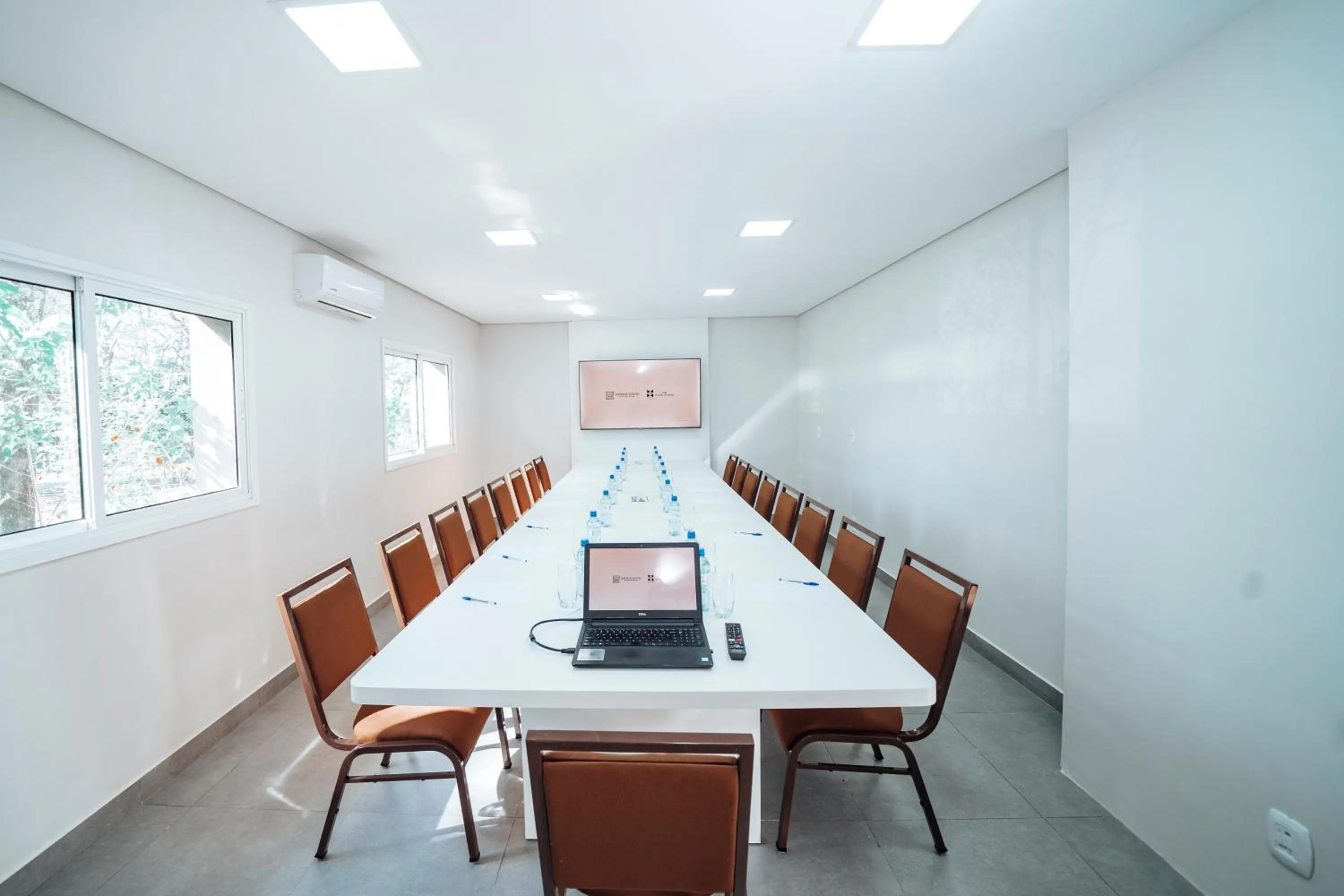 Meeting/conference room in Hotel Pousada do Bosque
