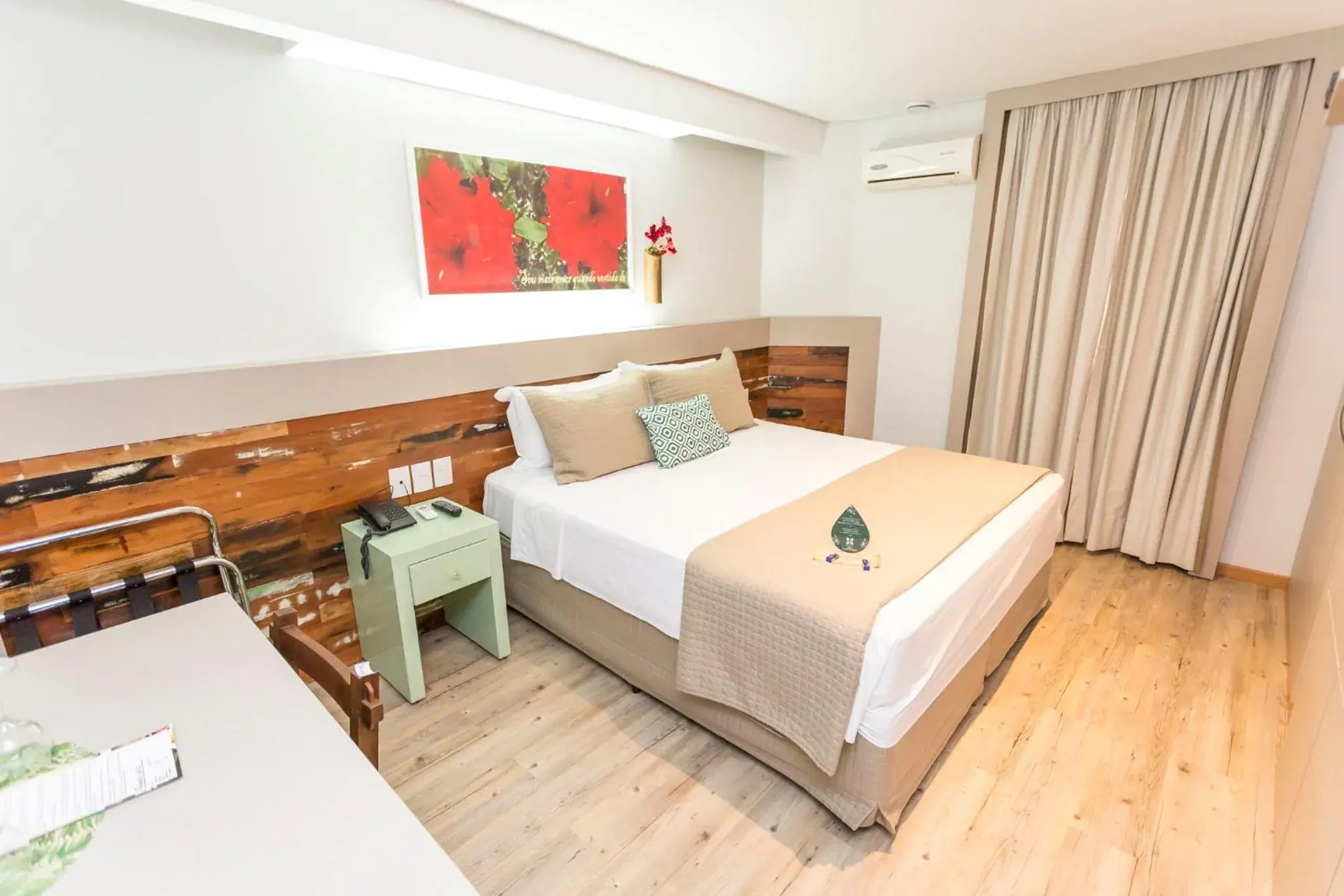 Queen Room - single occupancy in Hotel Pousada do Bosque Queen Room - single occupancy in Hotel Pousada do Bosque