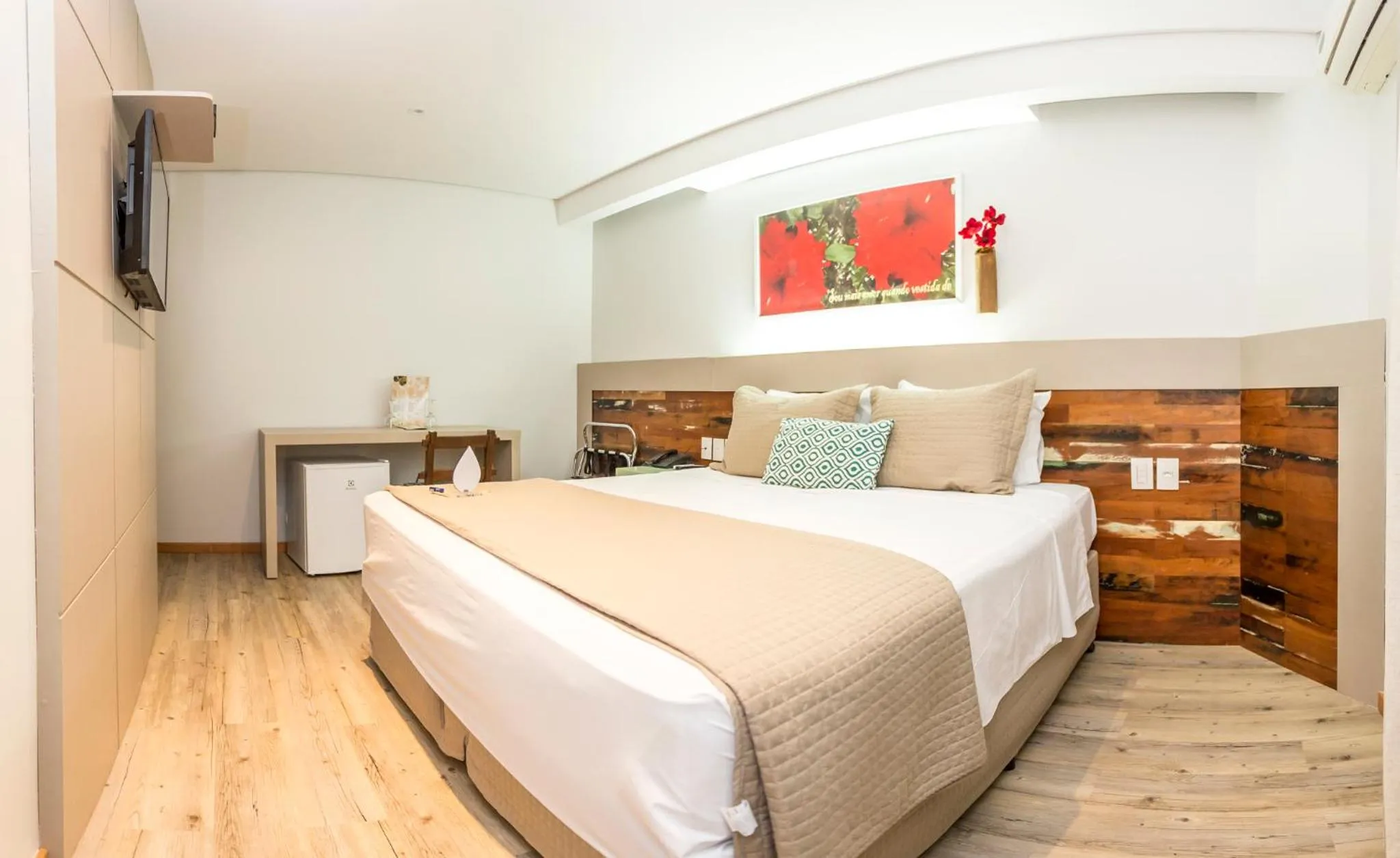 Photo of the whole room, Bed in Hotel Pousada do Bosque