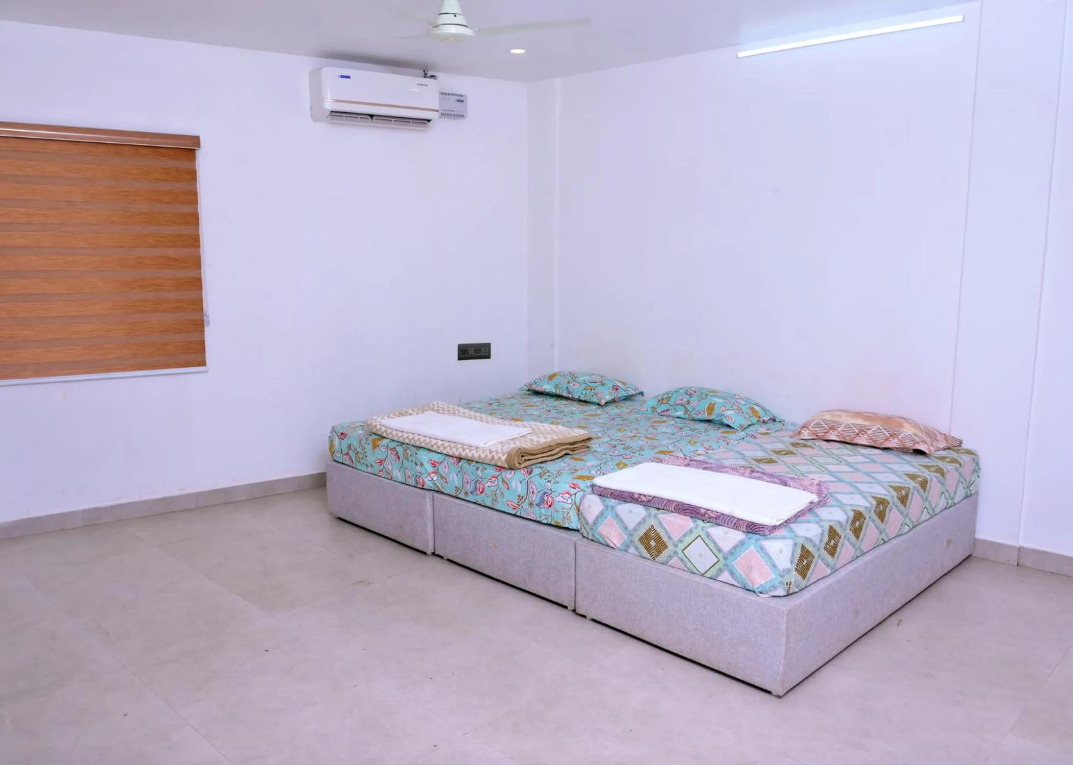 Bedroom, Bed in Chittinappilly Cottage