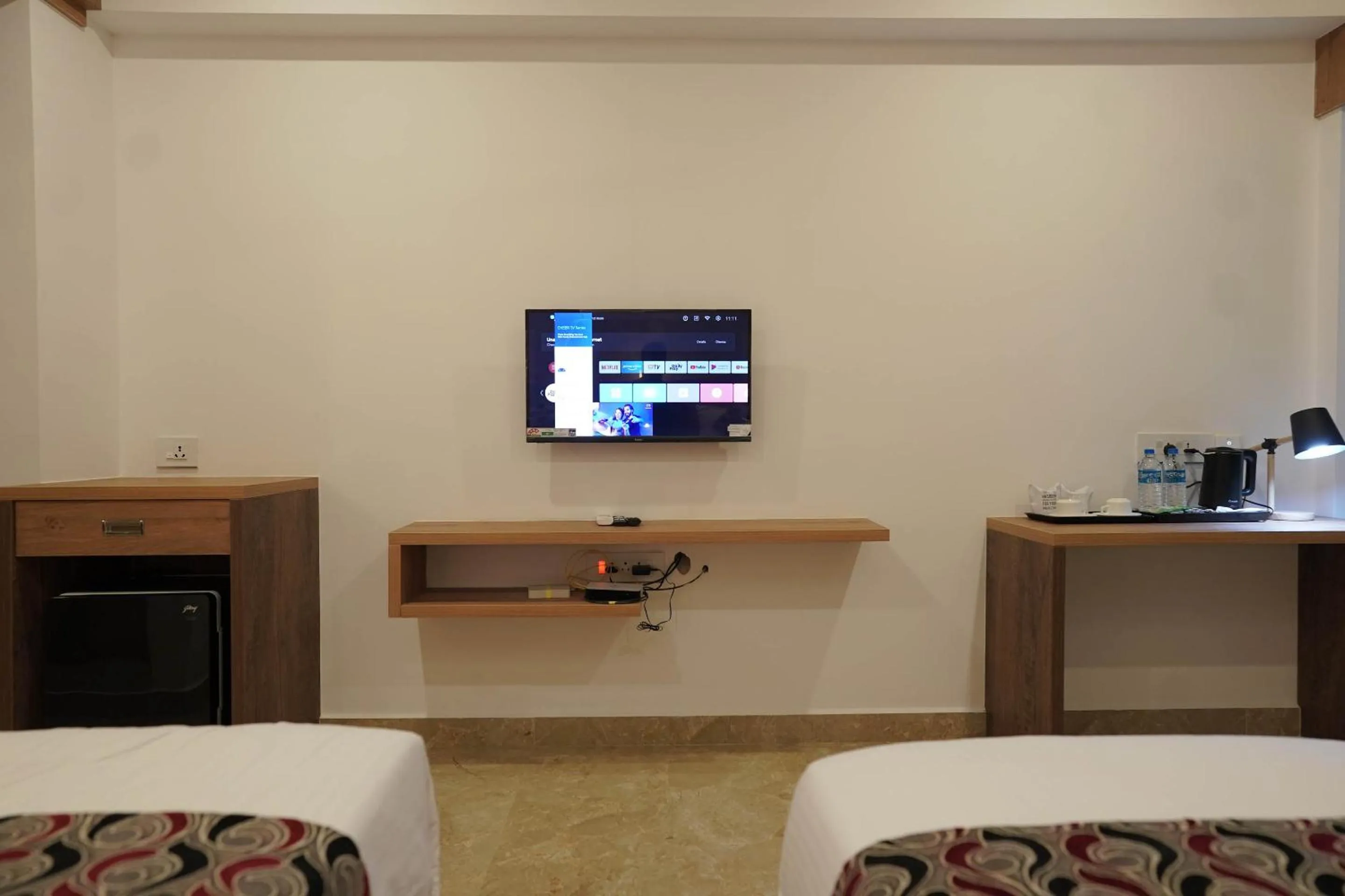 TV and multimedia in HOTEL VKJ INN Aluva