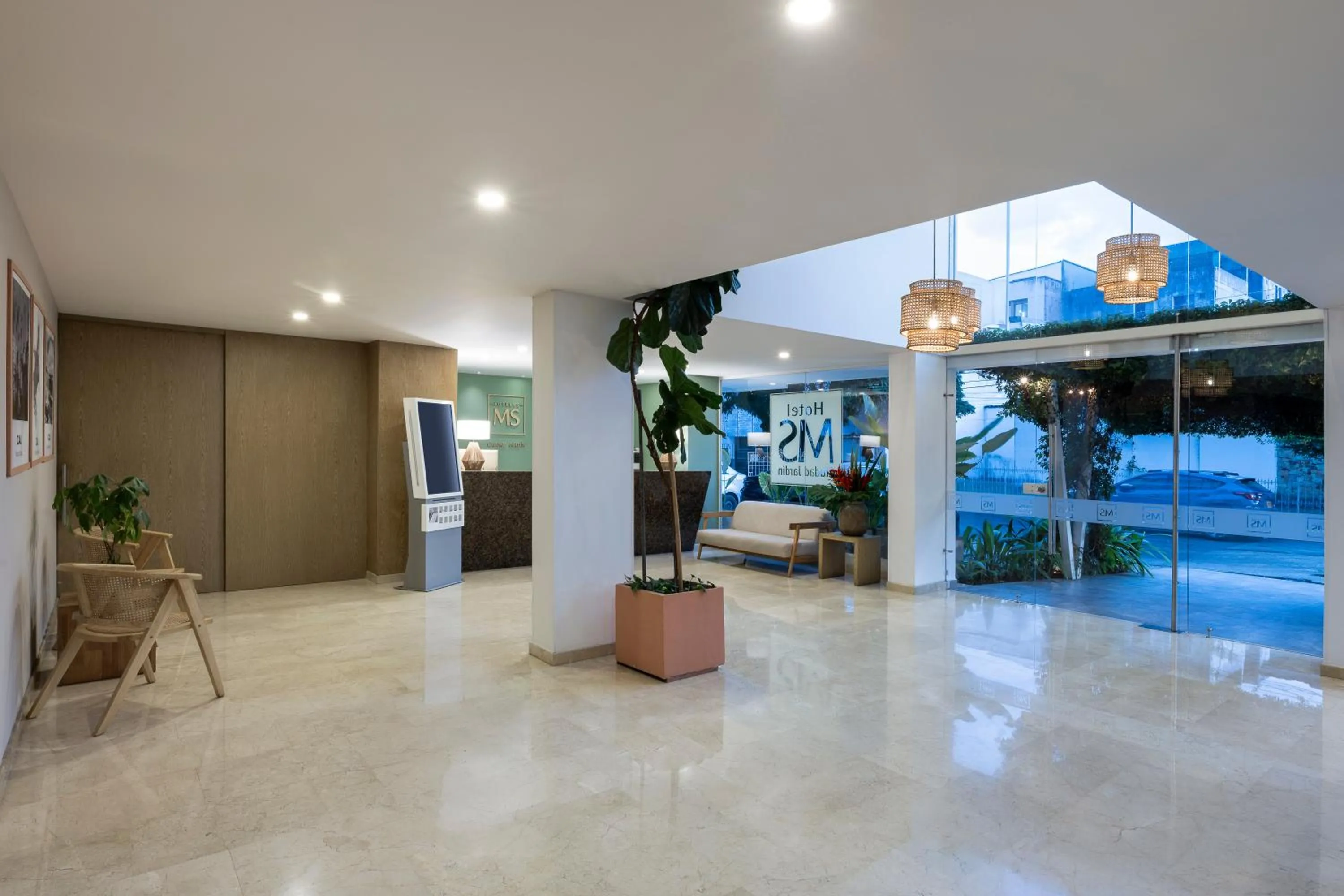 Lobby or reception in Hotel MS Ciudad Jardin