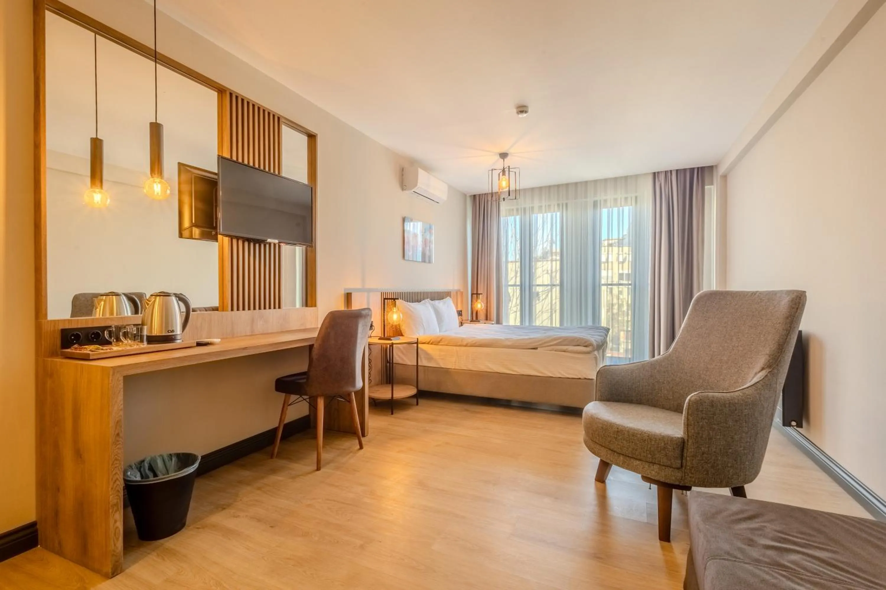 TV and multimedia, Bed in LELİKO SUITES