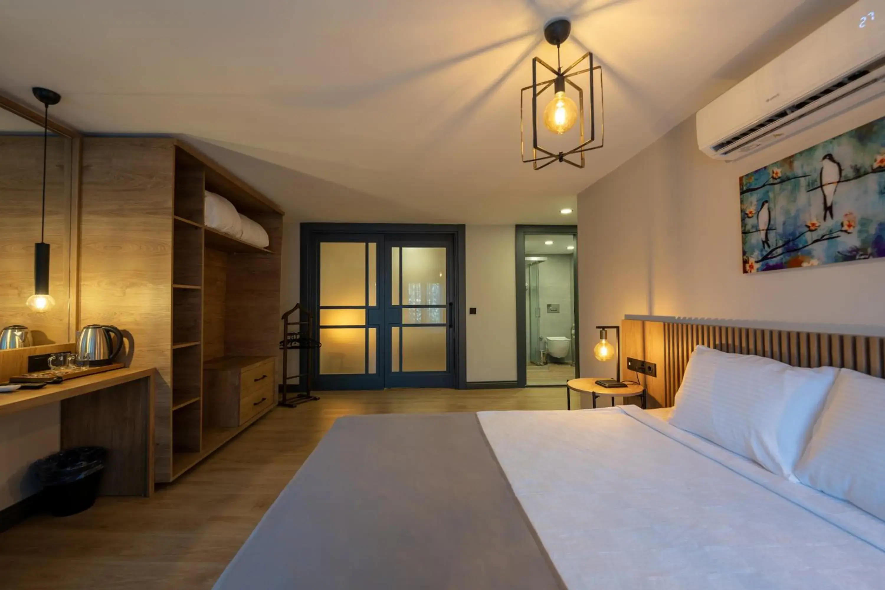 Standard Quadruple Room in LELİKO SUITES Standard Quadruple Room in LELİKO SUITES