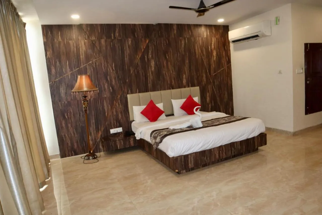 Superior Double Room in The Park, Itarsi