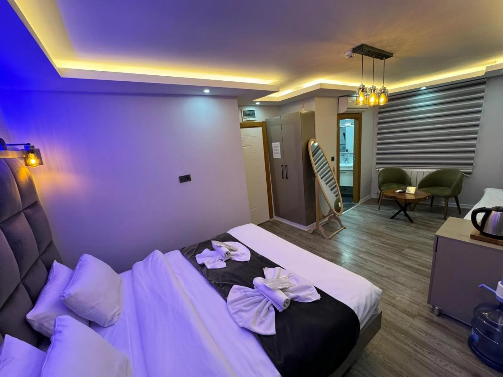 Bed in GALATAGREENAPPLEHOTEL