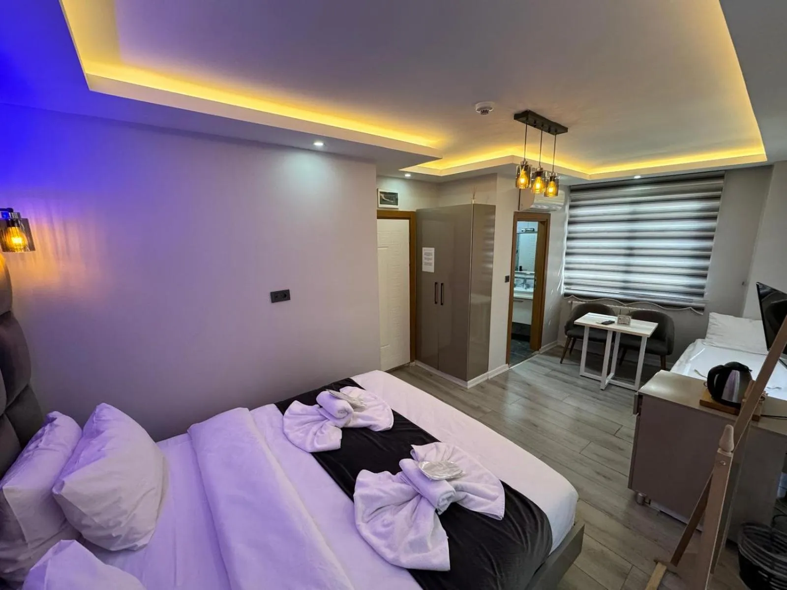 Bed in GALATAGREENAPPLEHOTEL