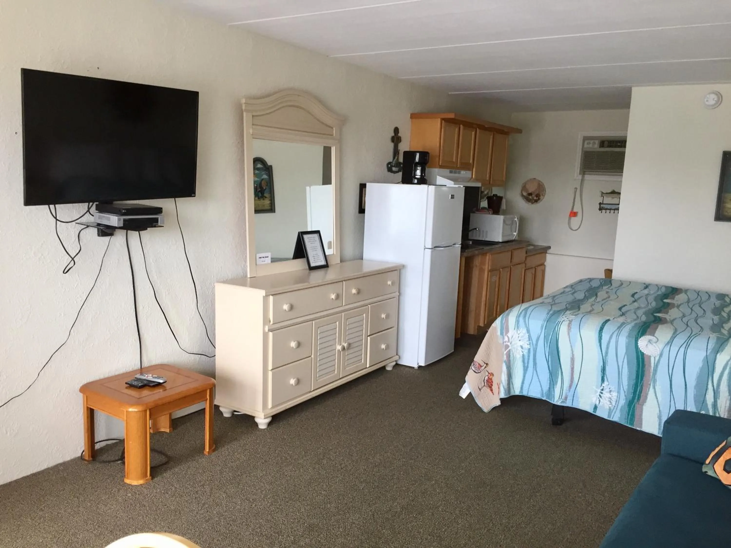 Bed in Lollipop Motel