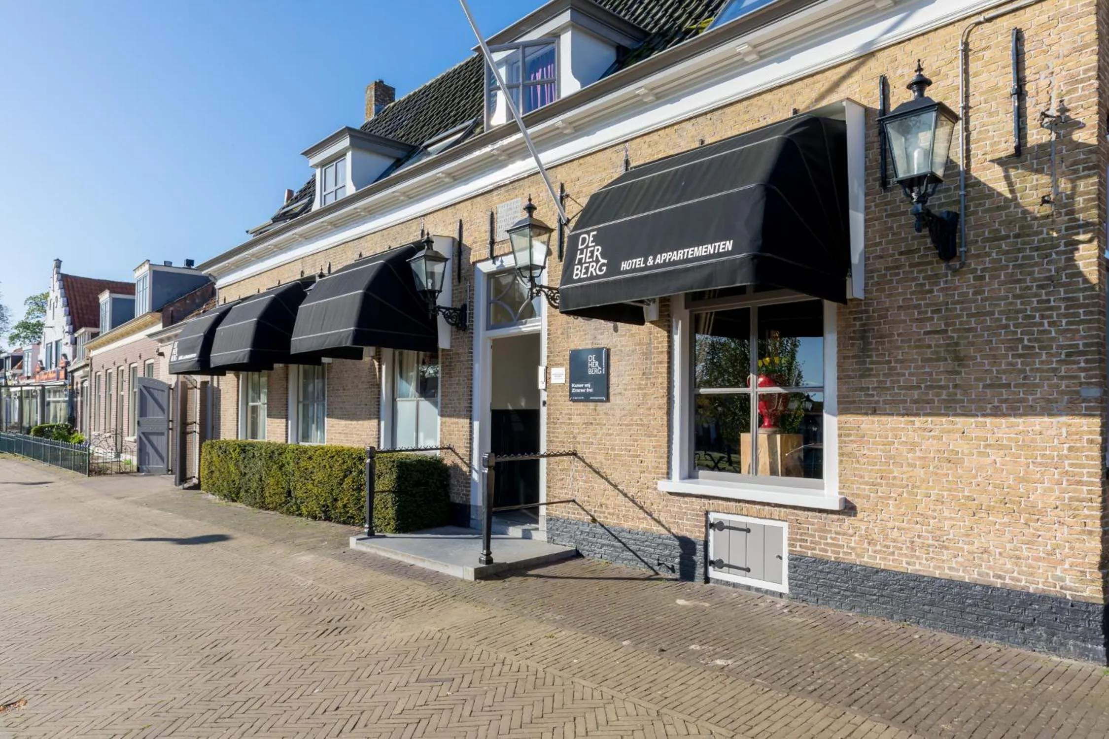 Property building in De Herberg