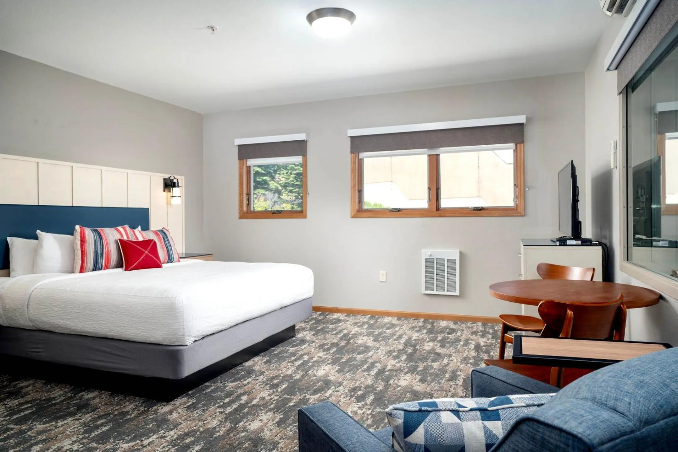 Bed in Beacon Pointe on Lake Superior