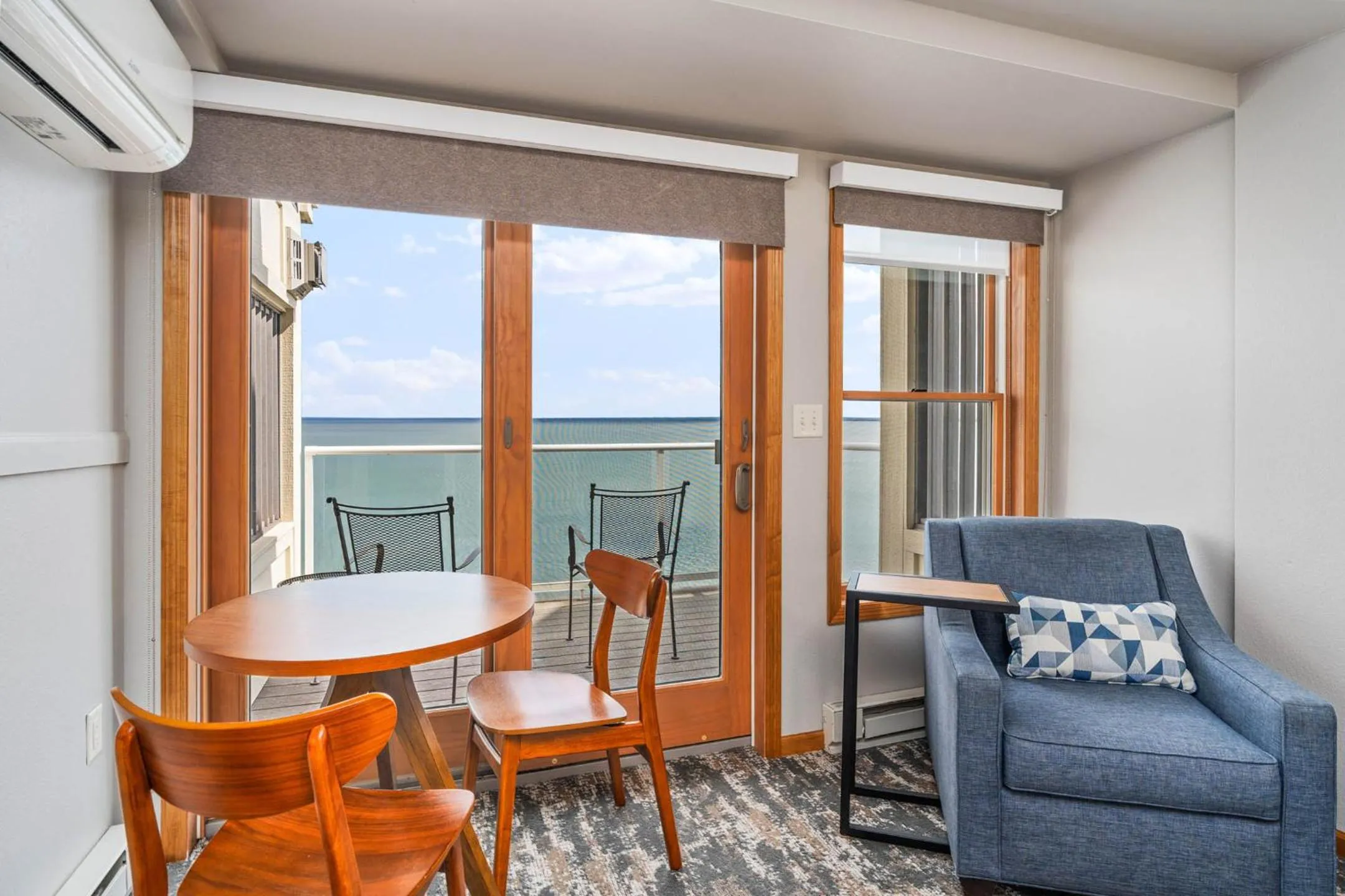 Balcony/Terrace in Beacon Pointe on Lake Superior