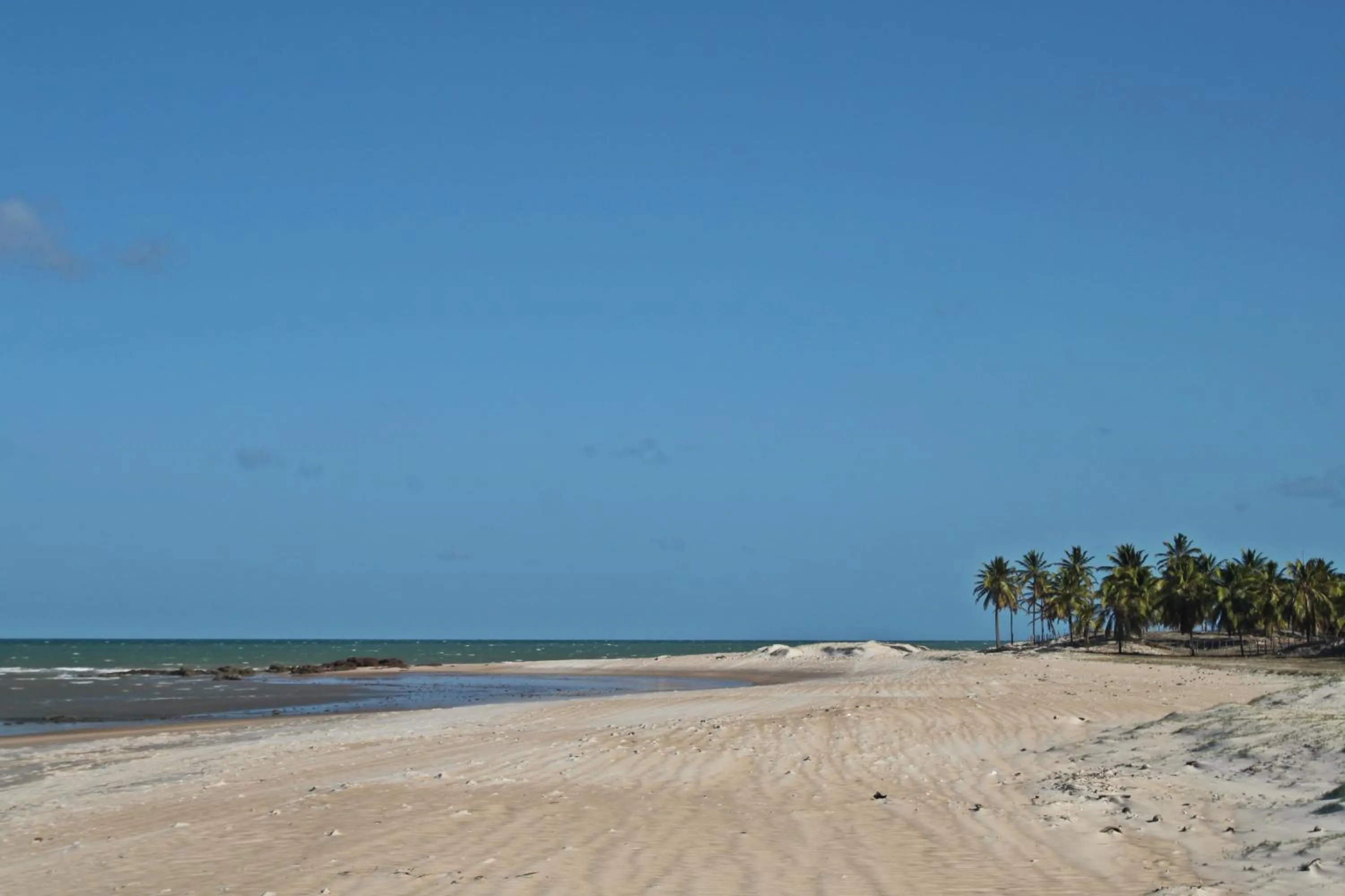 Beach in Siri Paraiso Hotel