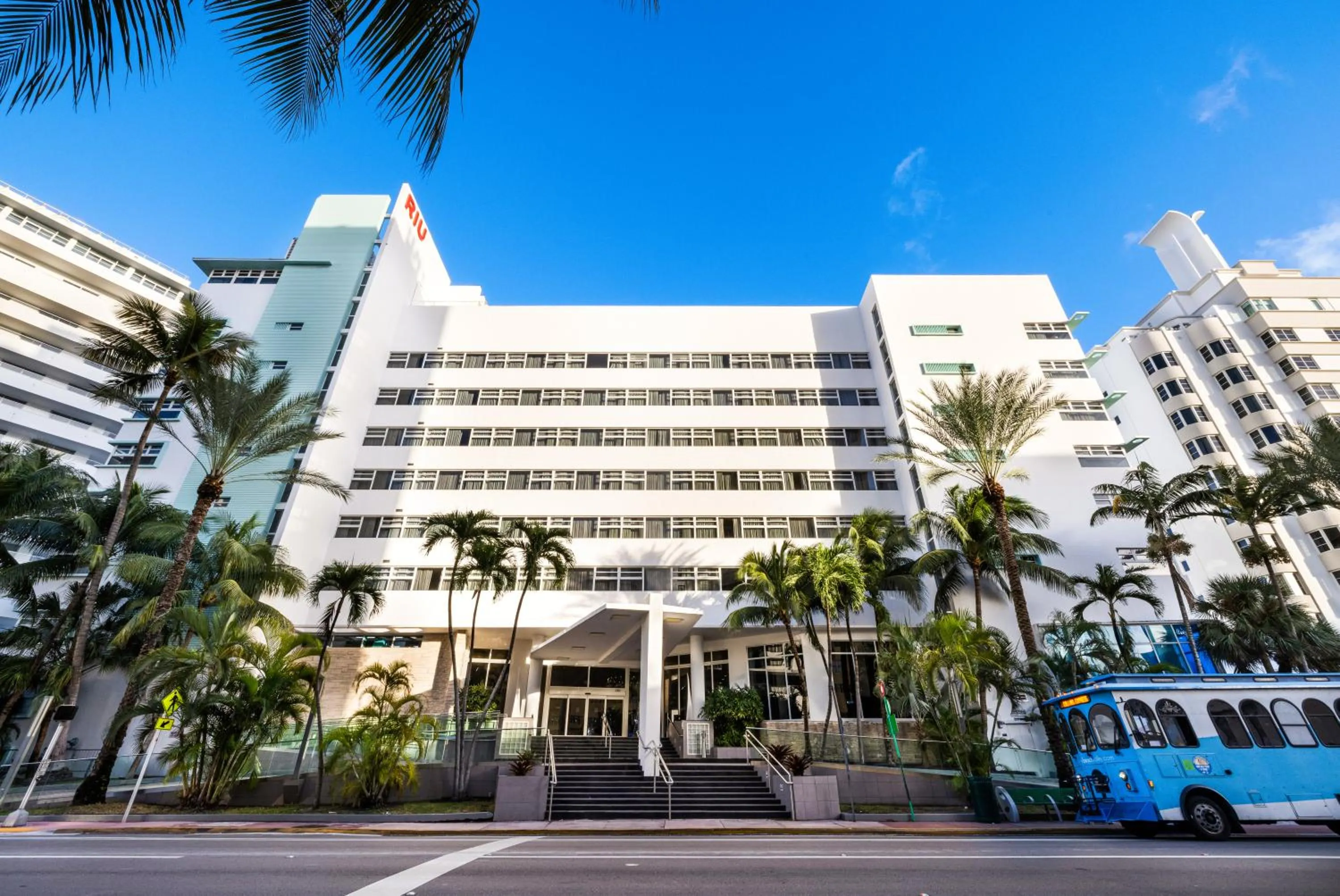 Property building in Riu Plaza Miami Beach