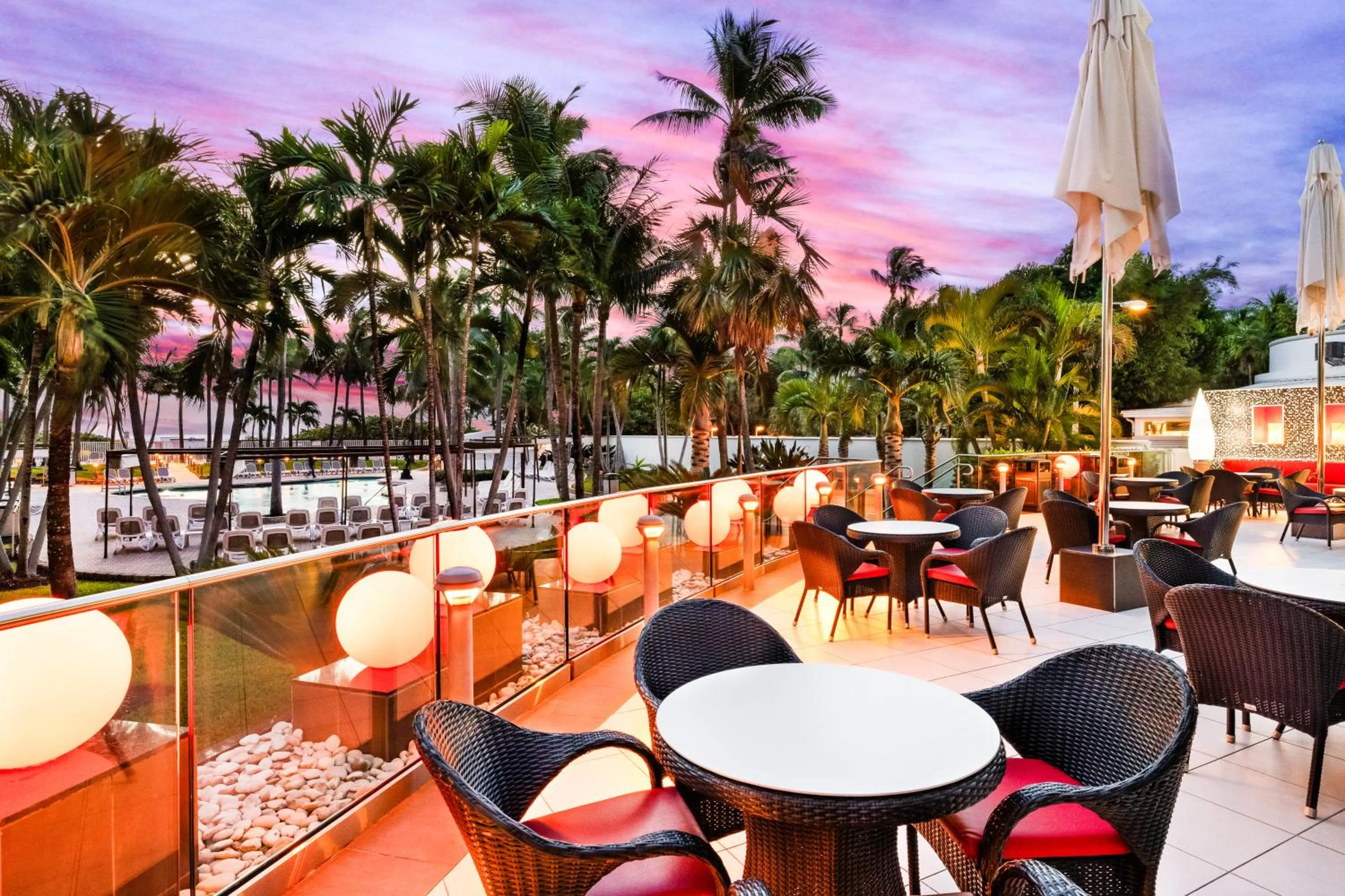 minibar in Riu Plaza Miami Beach