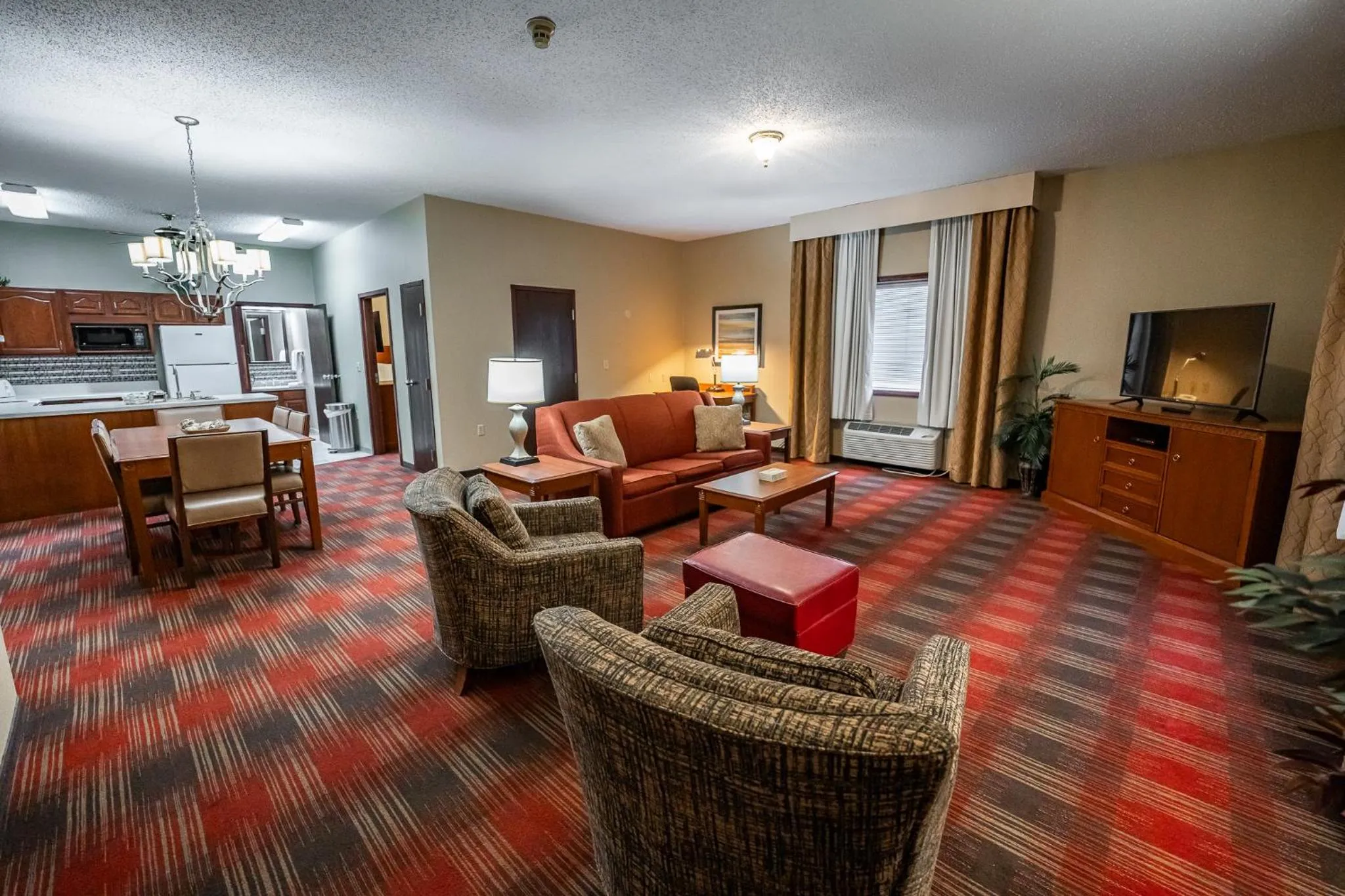 Christopher Inn and Suites