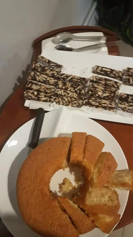 Restaurant/places to eat in Conord Hotel