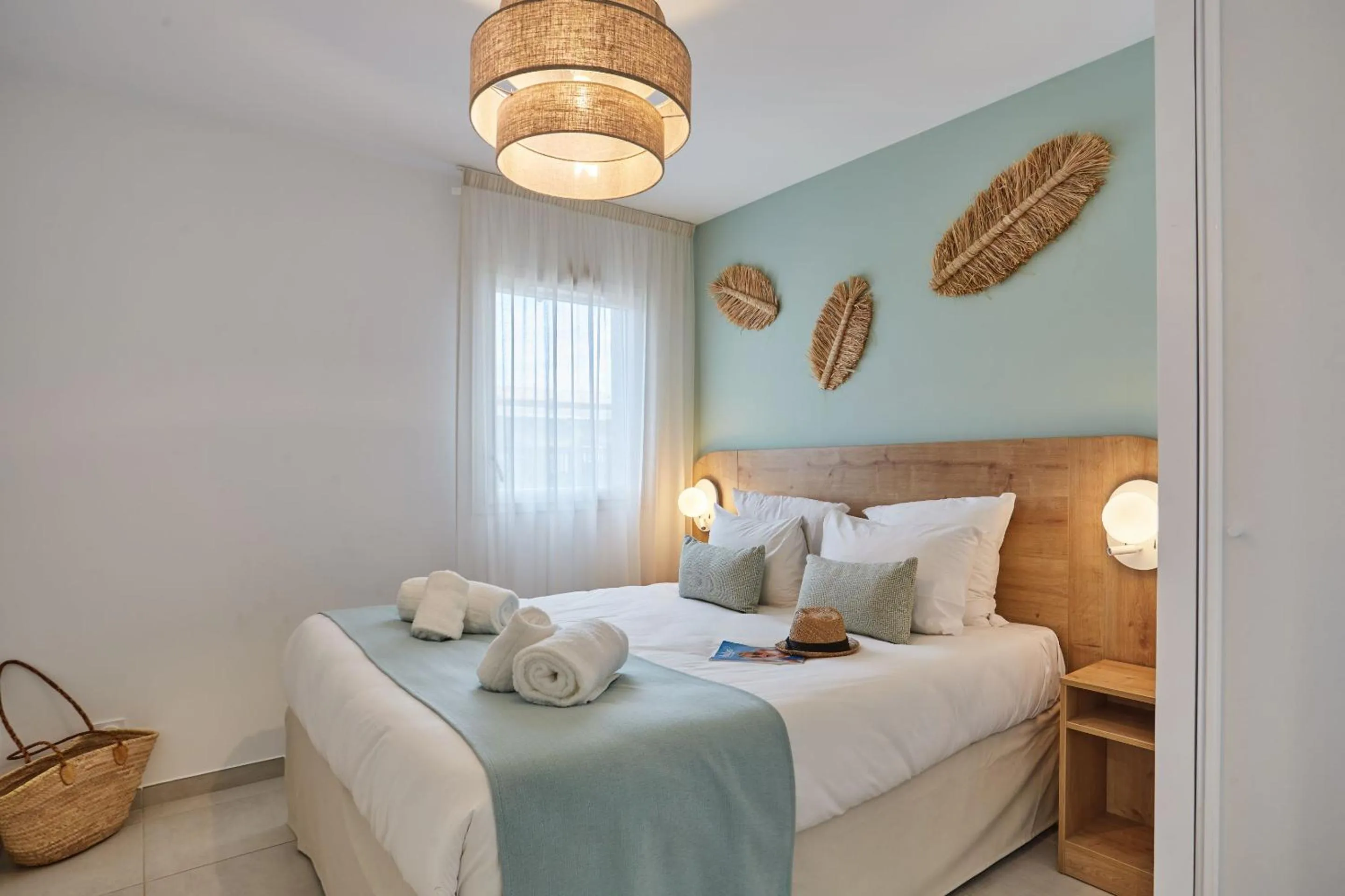 Bedroom, Bed in Résidence Odalys Riviera