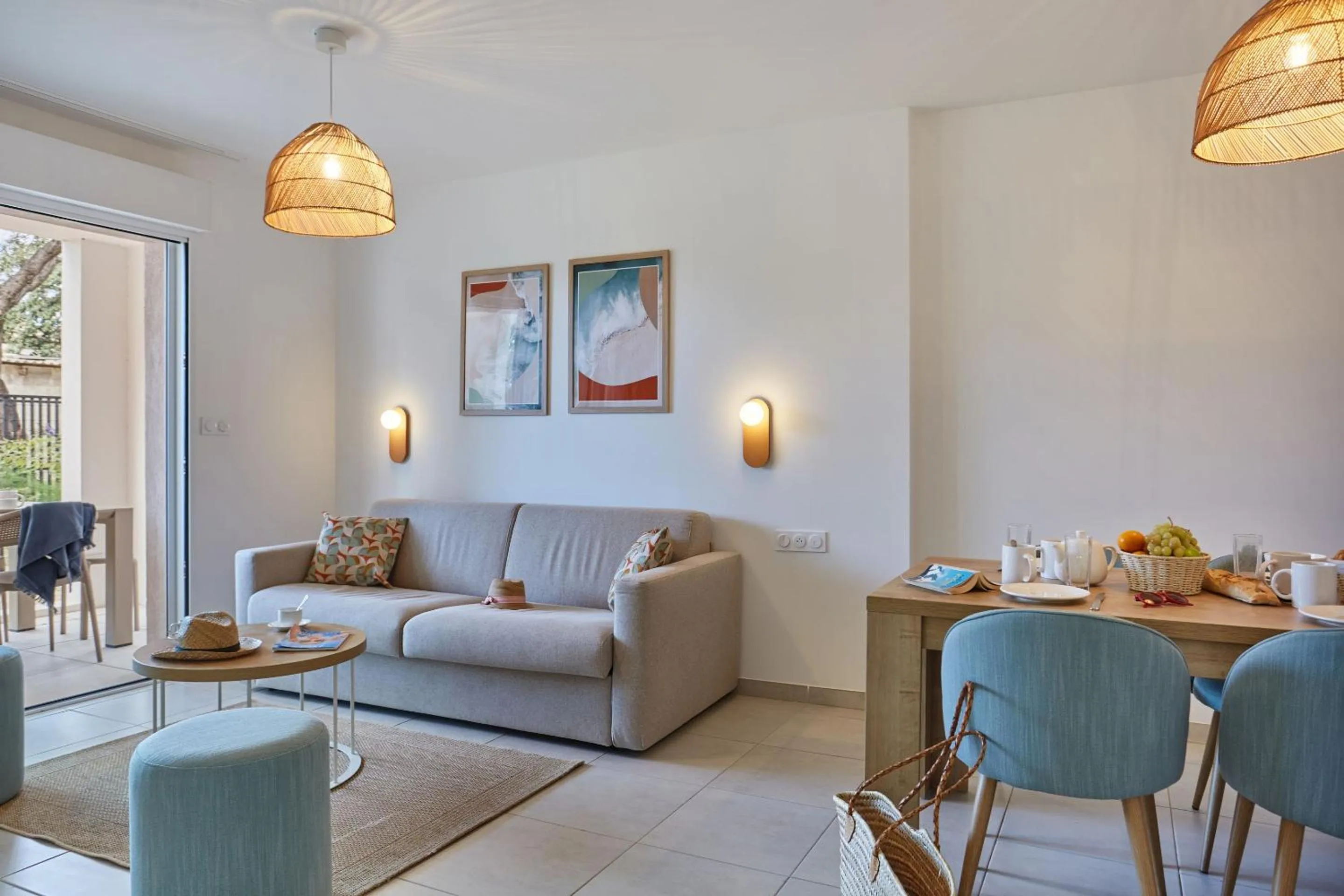 Seating area in Résidence Odalys Riviera