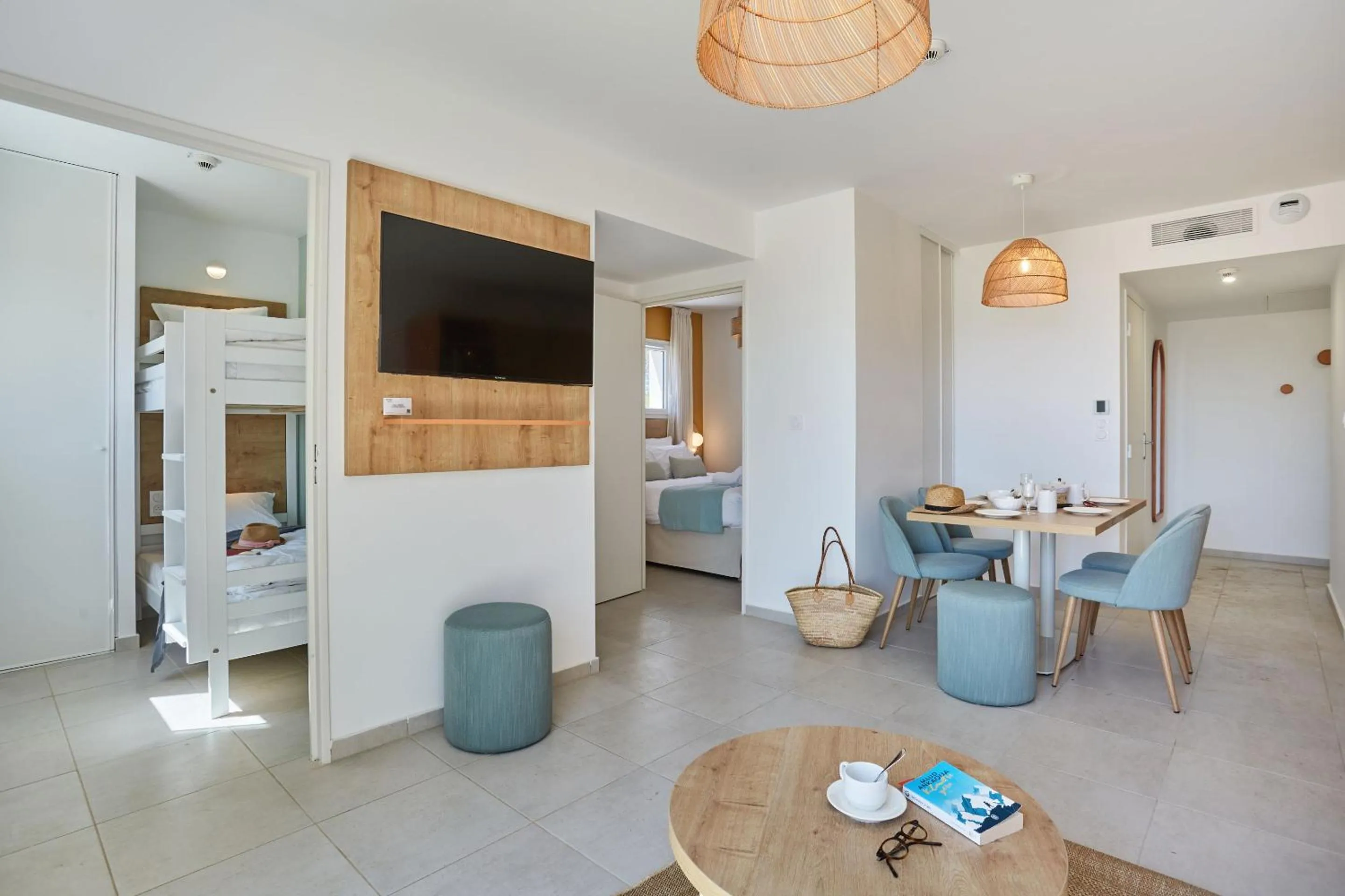 Dining area in Résidence Odalys Riviera