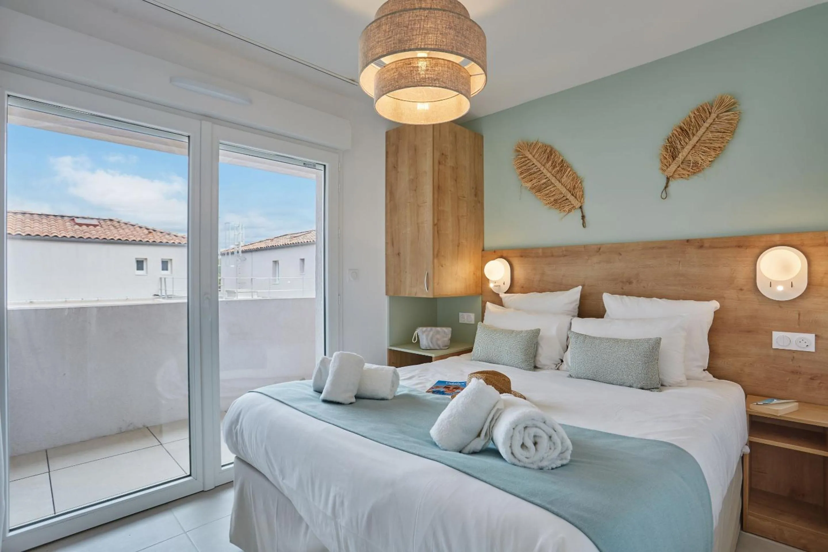 Bedroom, Bed in Résidence Odalys Riviera