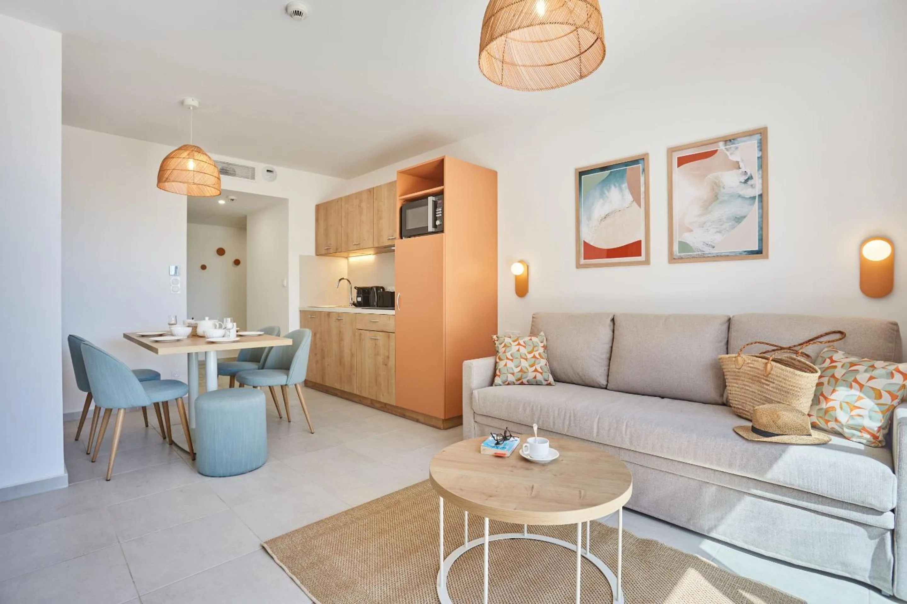 Kitchen or kitchenette in Résidence Odalys Riviera