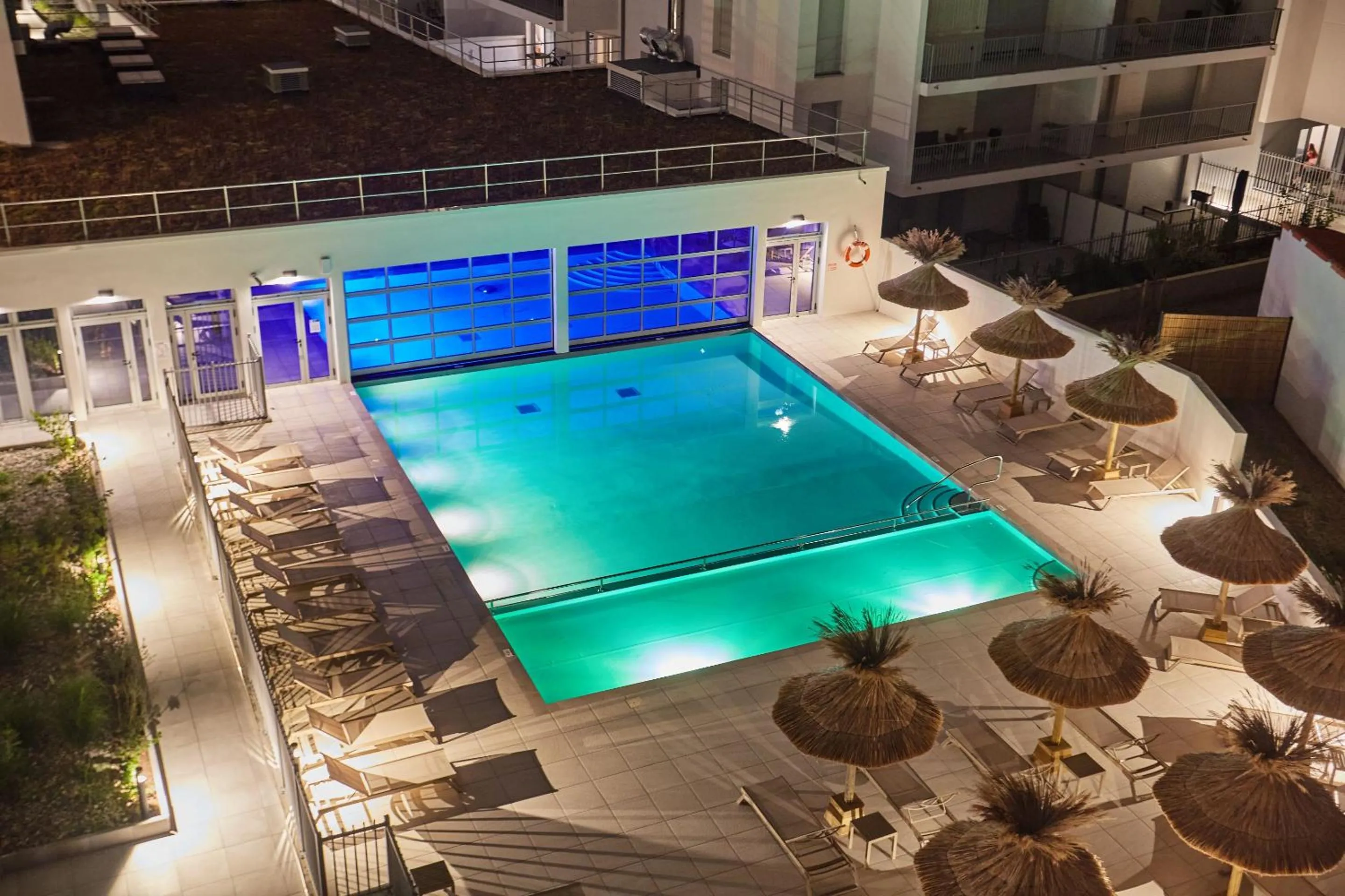 Swimming pool in Résidence Odalys L'Orée du Parc