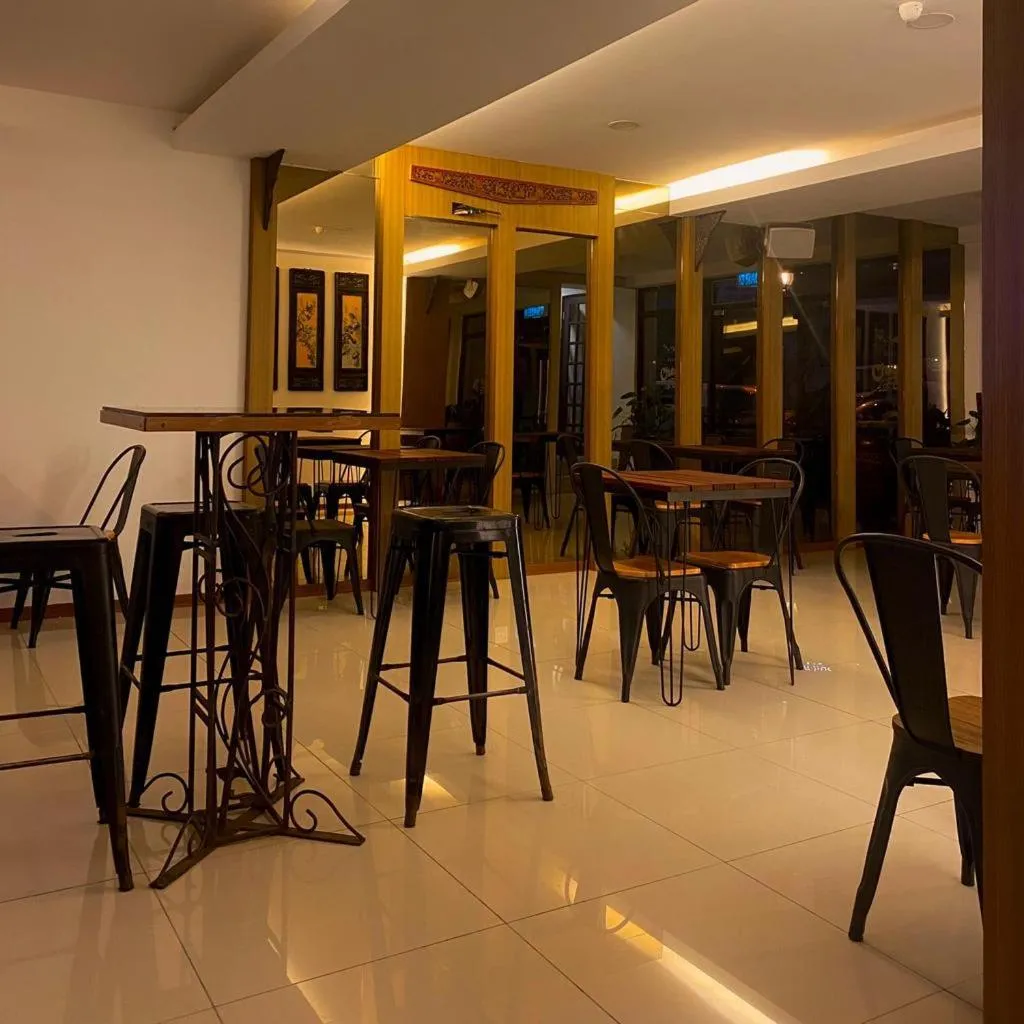 Lounge or bar in Fata Hotel by Project Borneo