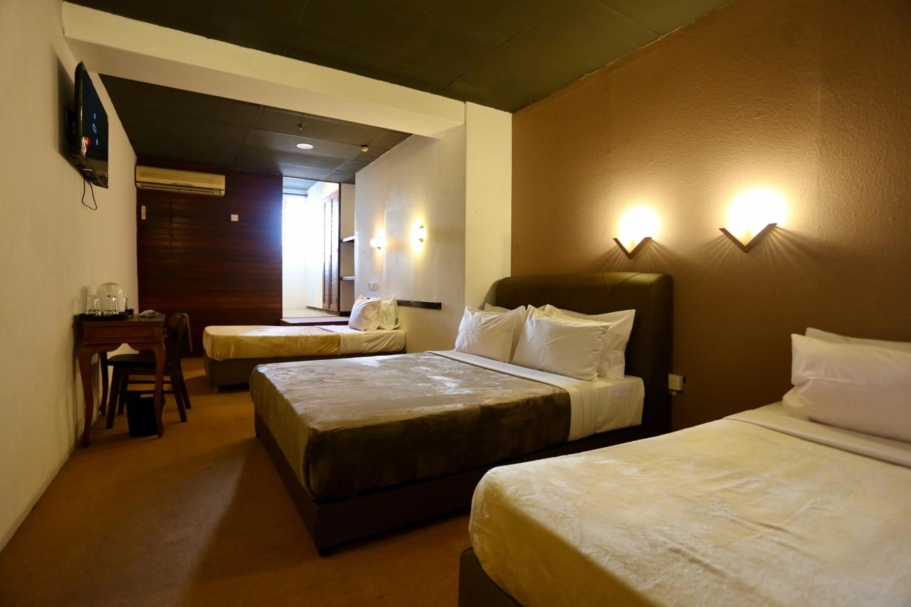 Bed in Fata Hotel by Project Borneo