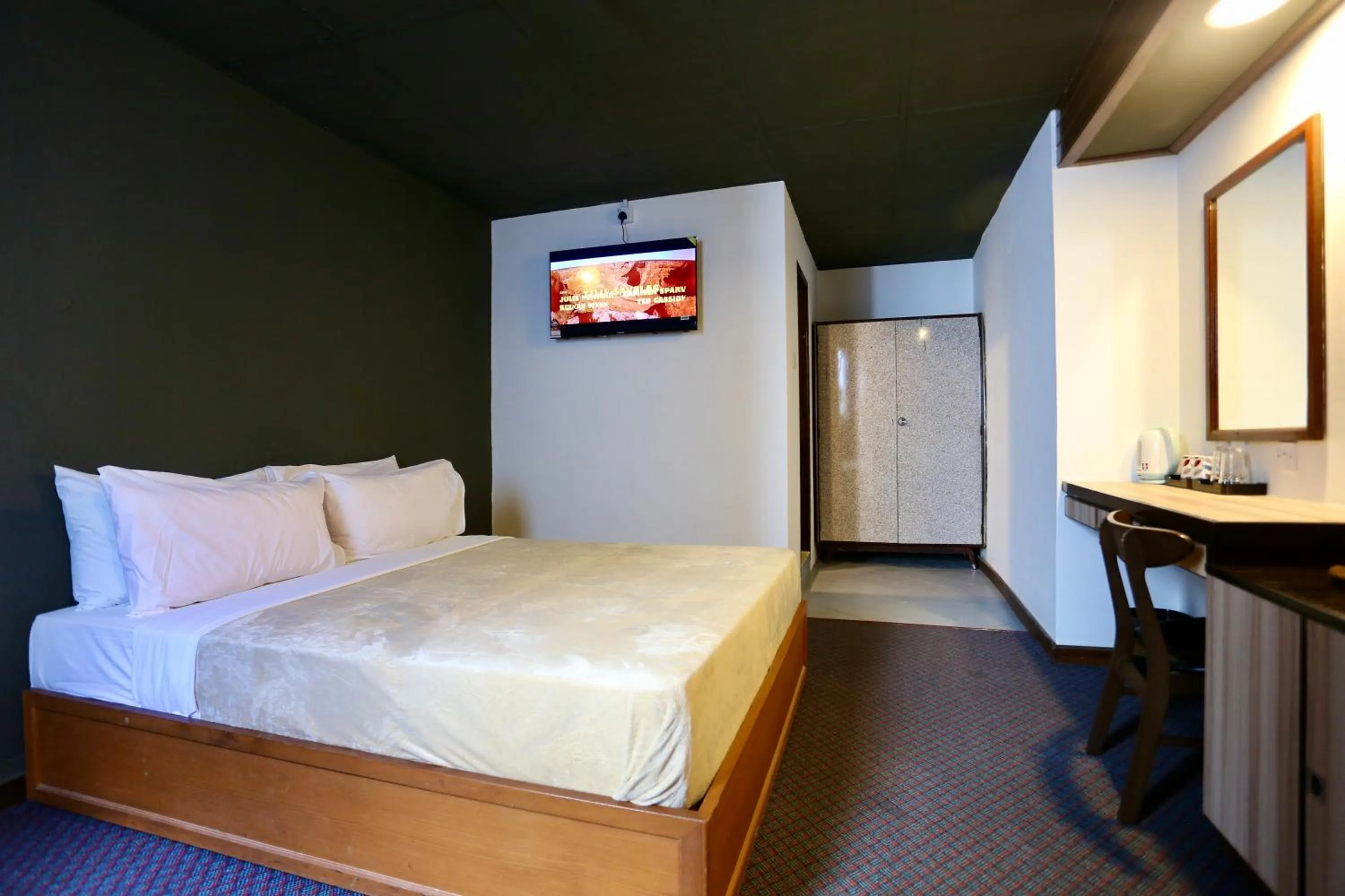 Bed in Fata Hotel by Project Borneo