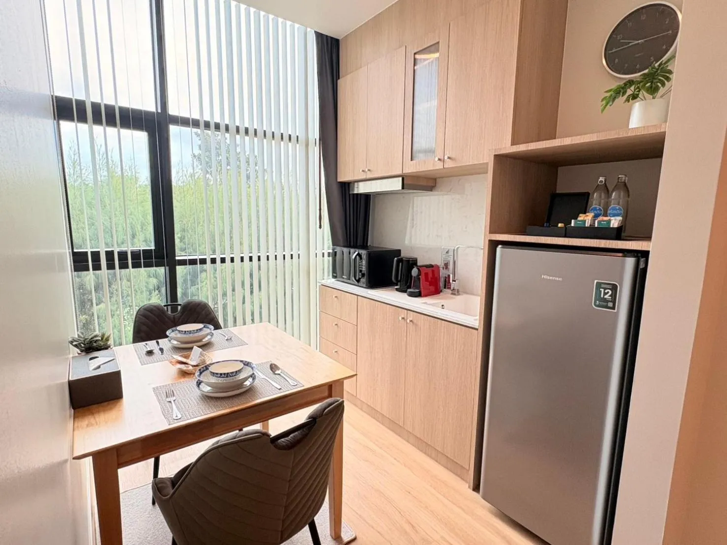 Coffee/tea facilities in Naka-Raj Escape Hotel