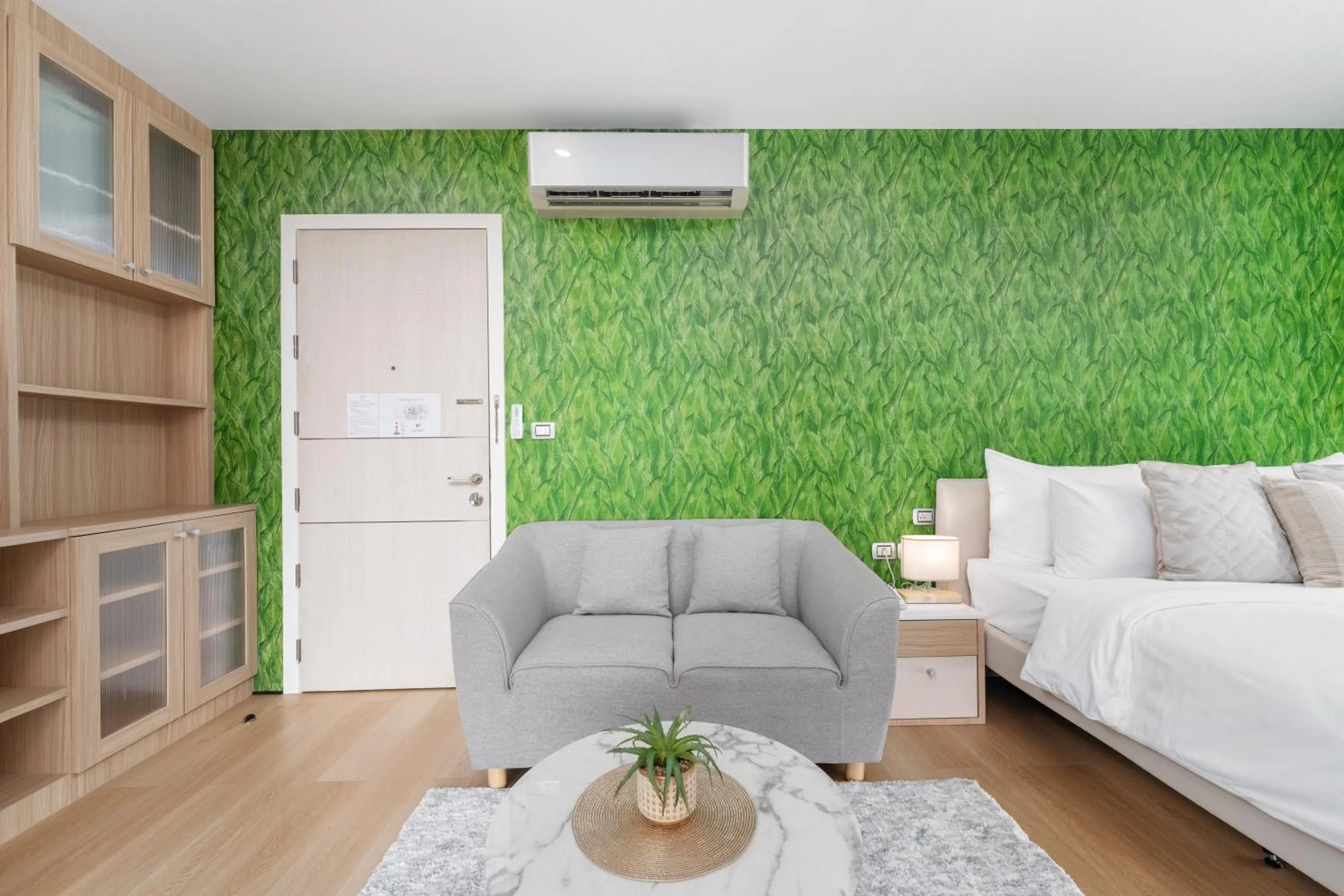 Bed in Naka-Raj Escape Hotel