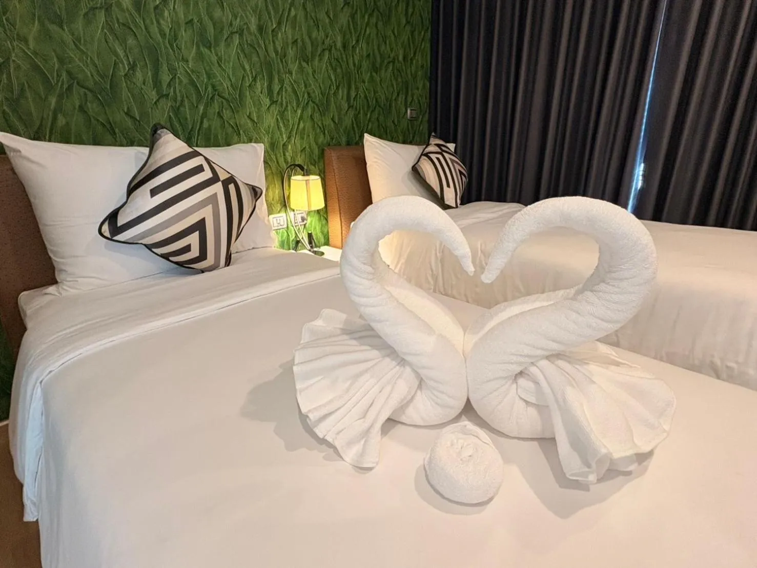 Bed in Naka-Raj Escape Hotel