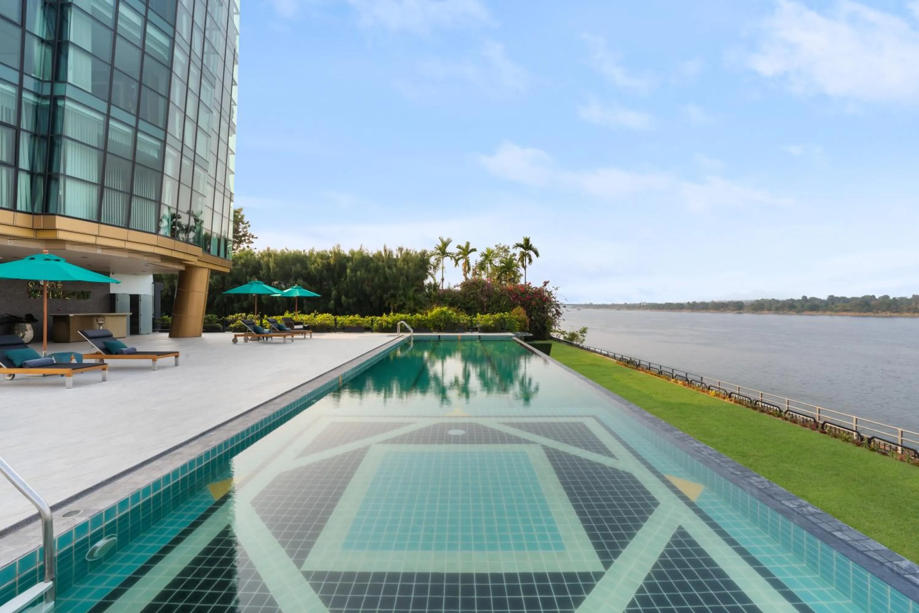 Swimming pool in Naka-Raj Escape Hotel