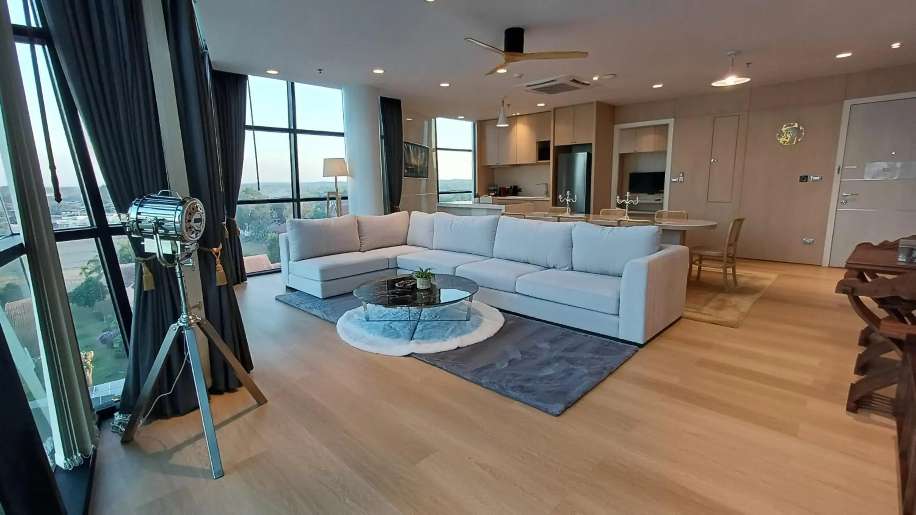 Presidential Suite in Naka-Raj Escape Hotel Presidential Suite in Naka-Raj Escape Hotel