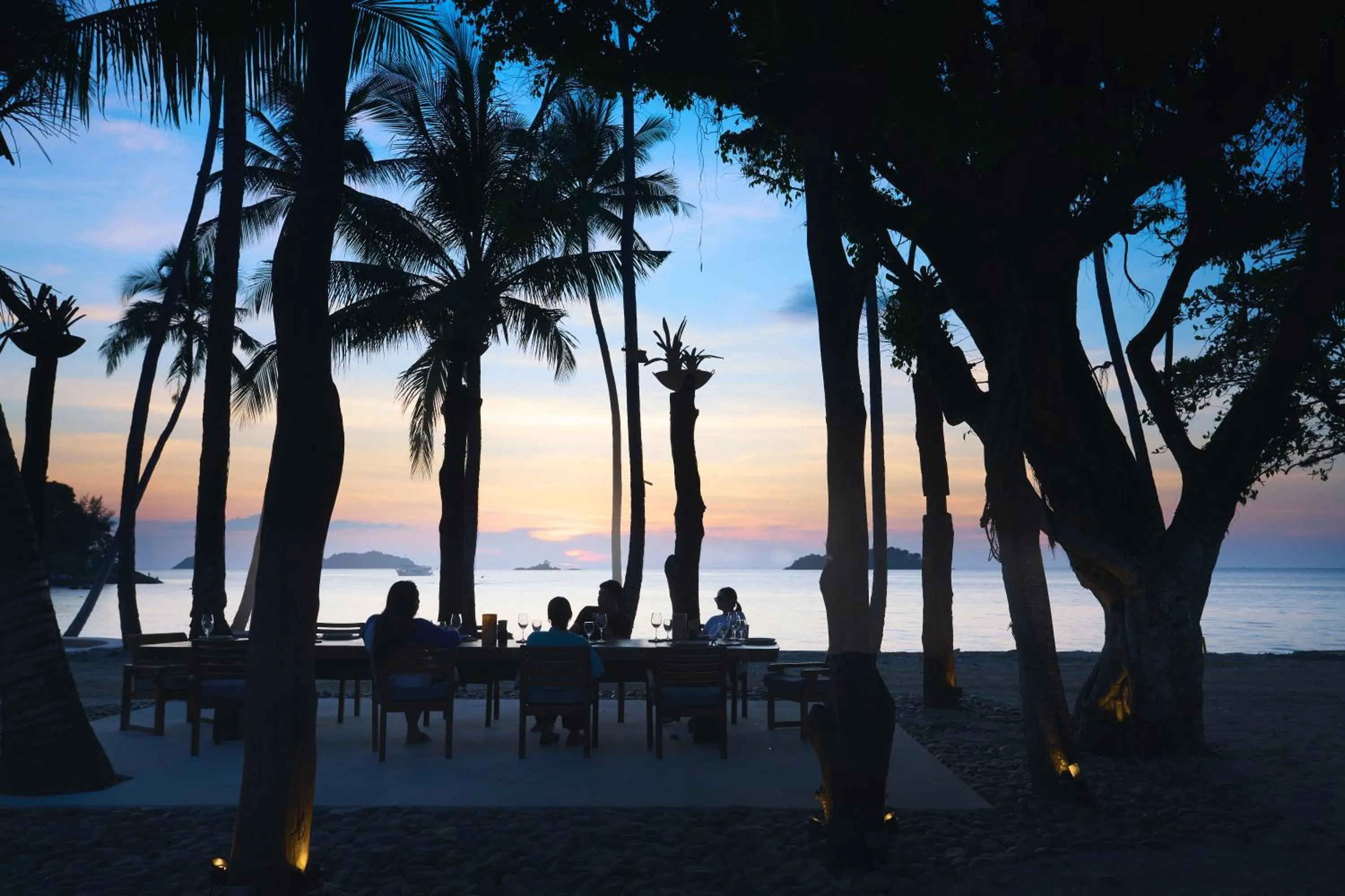 Restaurant/places to eat in Vignette Collection Dinso Resort & Villas Ko Chang by IHG