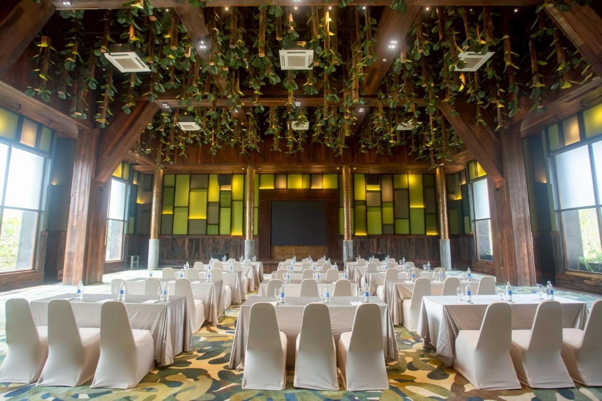 Meeting/conference room in Vignette Collection Dinso Resort & Villas Ko Chang by IHG