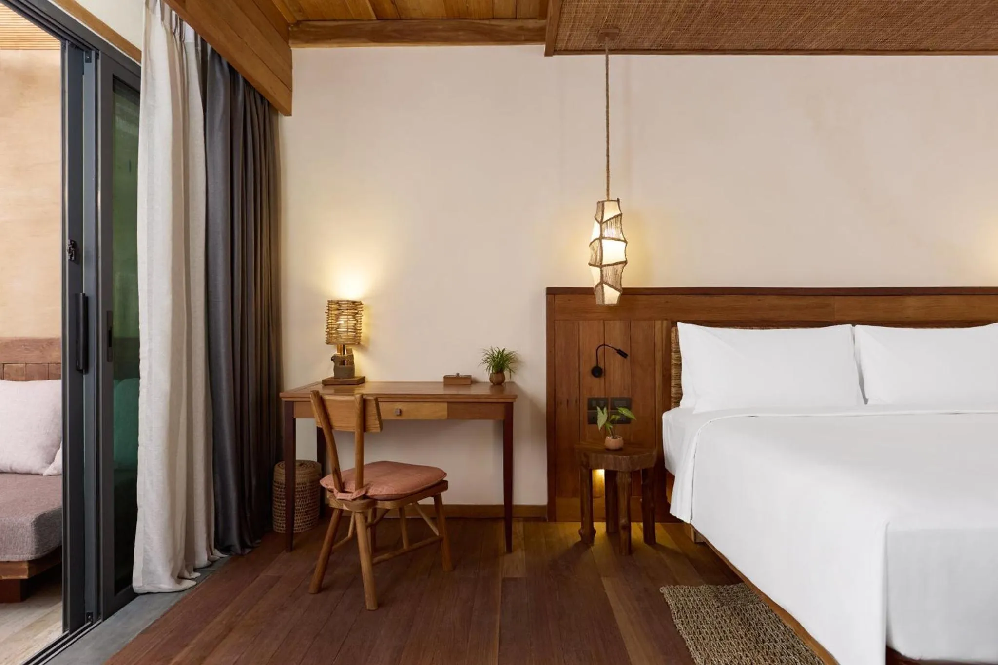 Photo of the whole room, Bed in Vignette Collection Dinso Resort & Villas Ko Chang by IHG