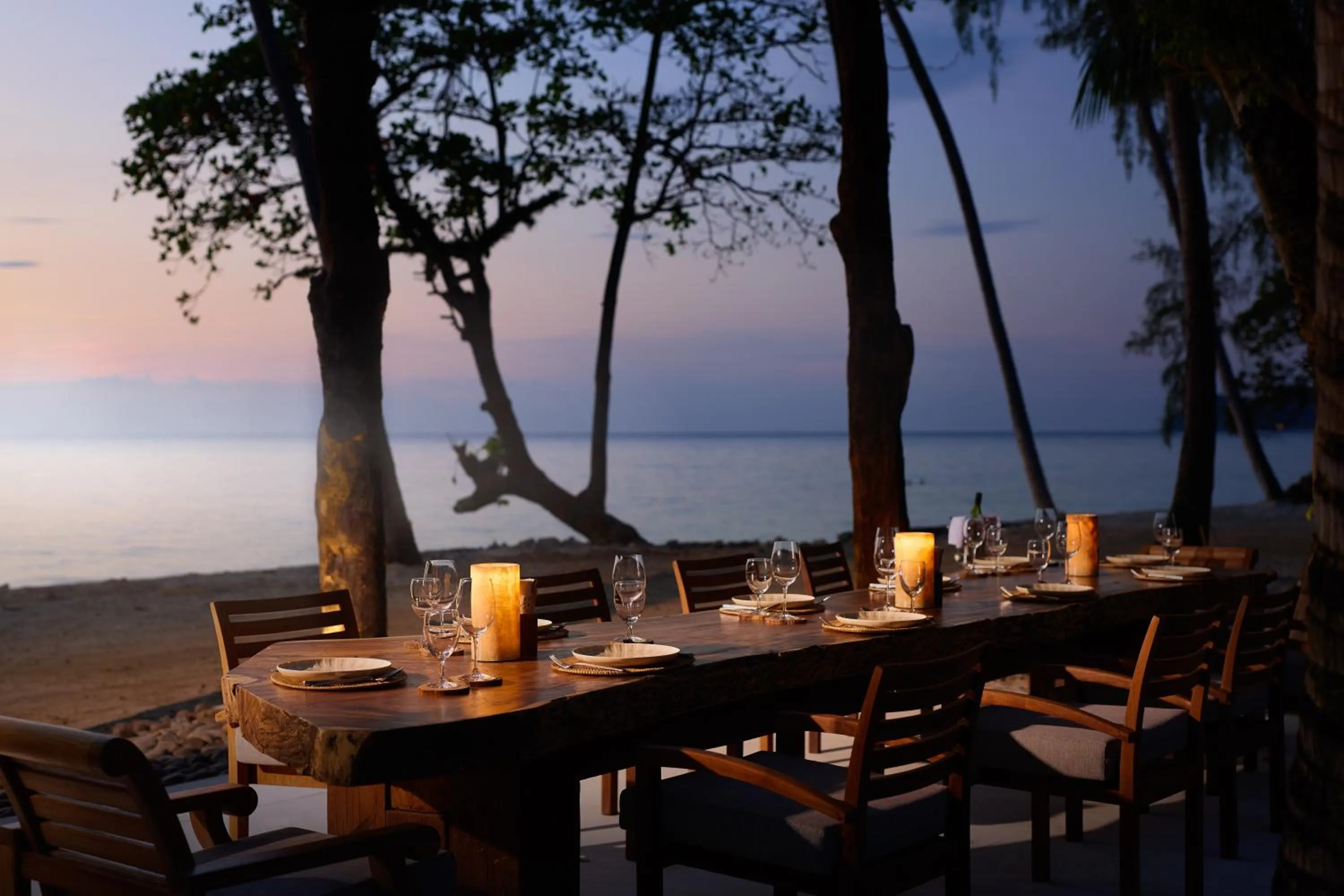 Restaurant/places to eat in Vignette Collection Dinso Resort & Villas Ko Chang by IHG