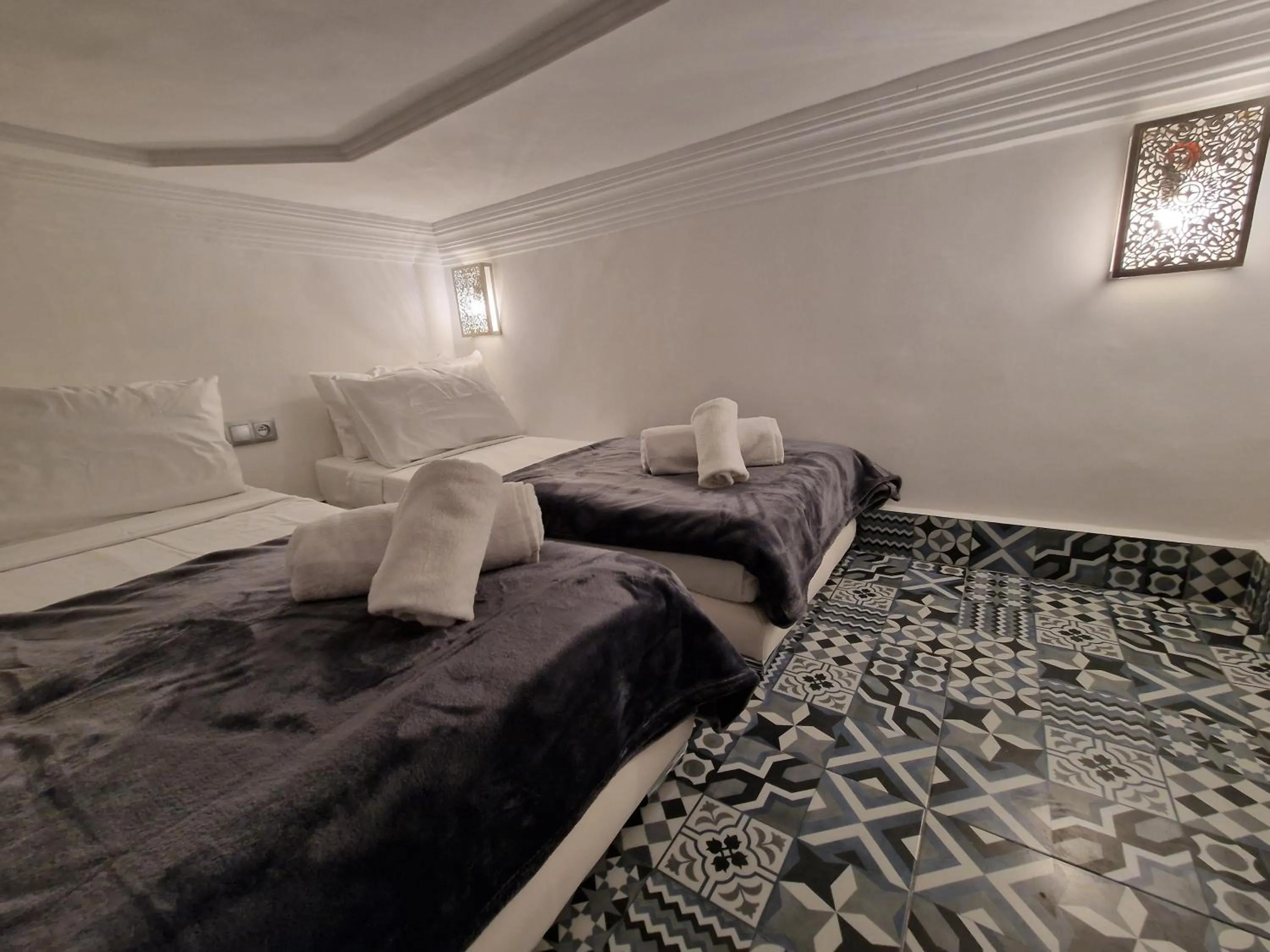 Bed in Riad Explore - Marrakech Medina Boutique Guest House