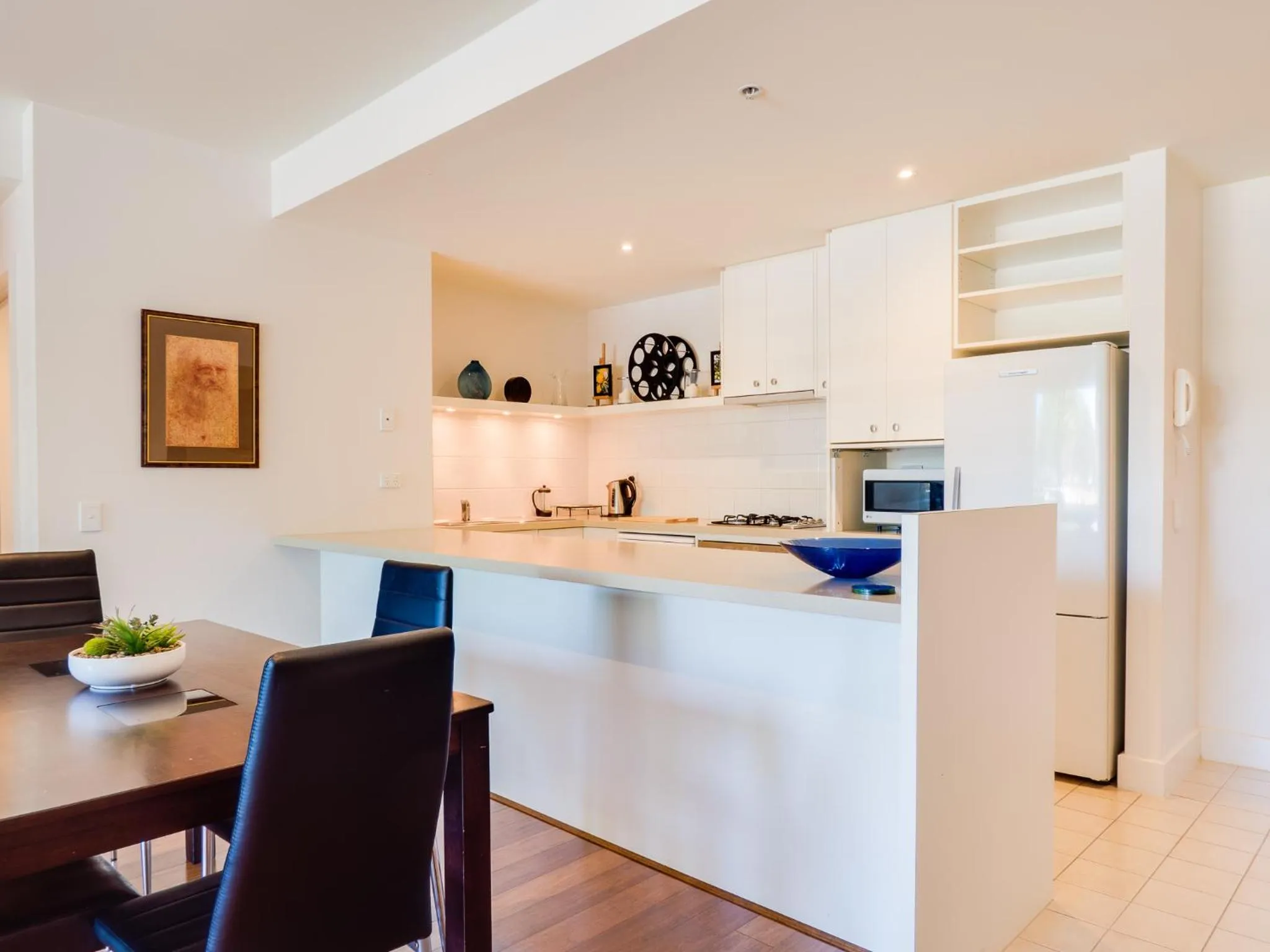 Kitchen or kitchenette in Waterfront (Yarra St) by Gold Star Stays