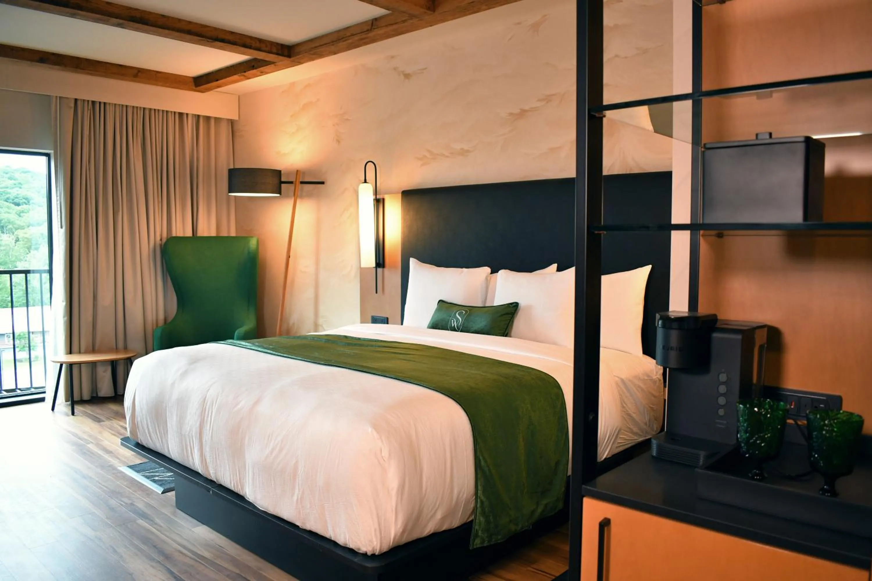 Bedroom, Bed in The Swiftwater