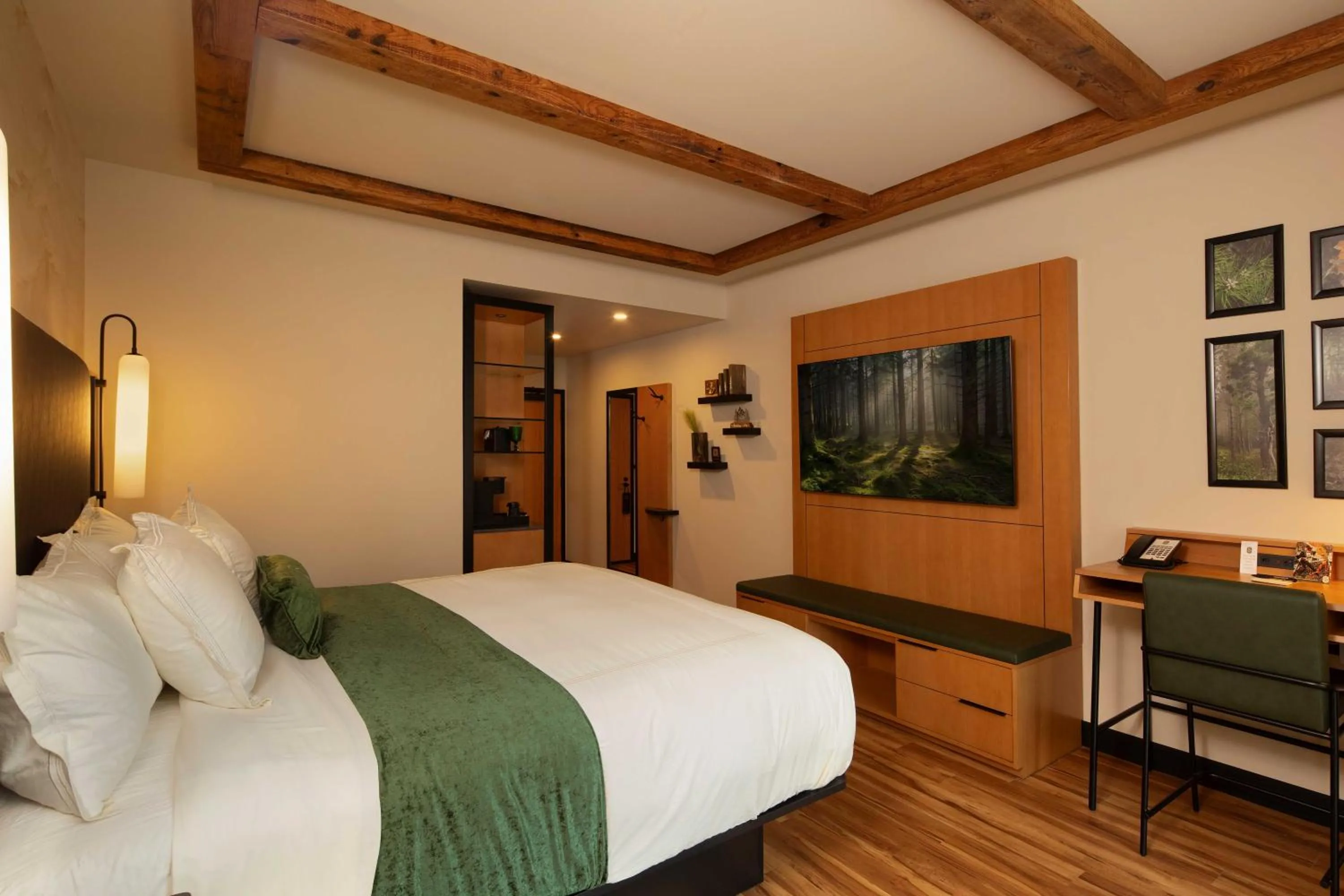 Bedroom, Bed in The Swiftwater