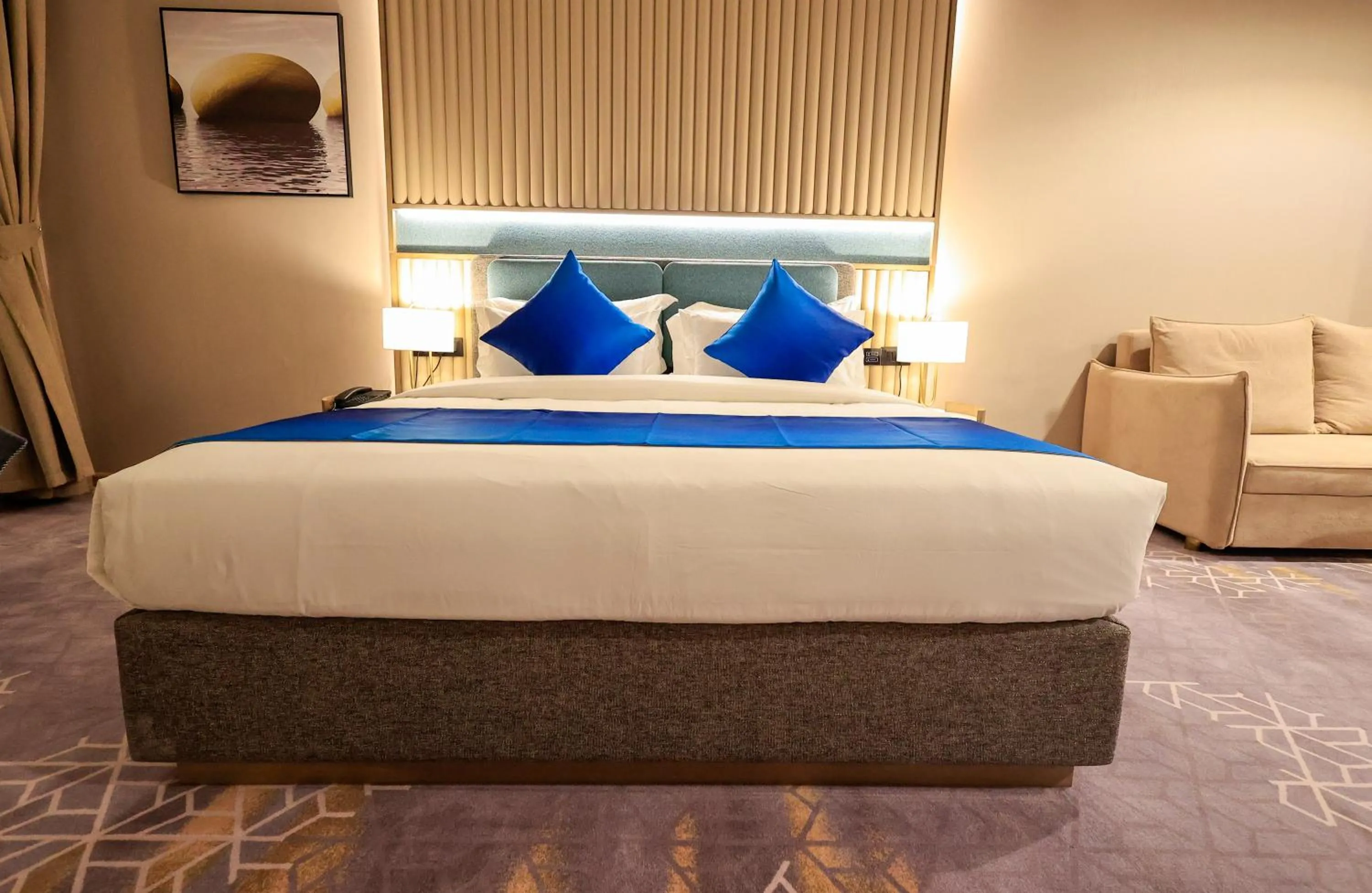 Bed in Best Western Premier M Four Hotel