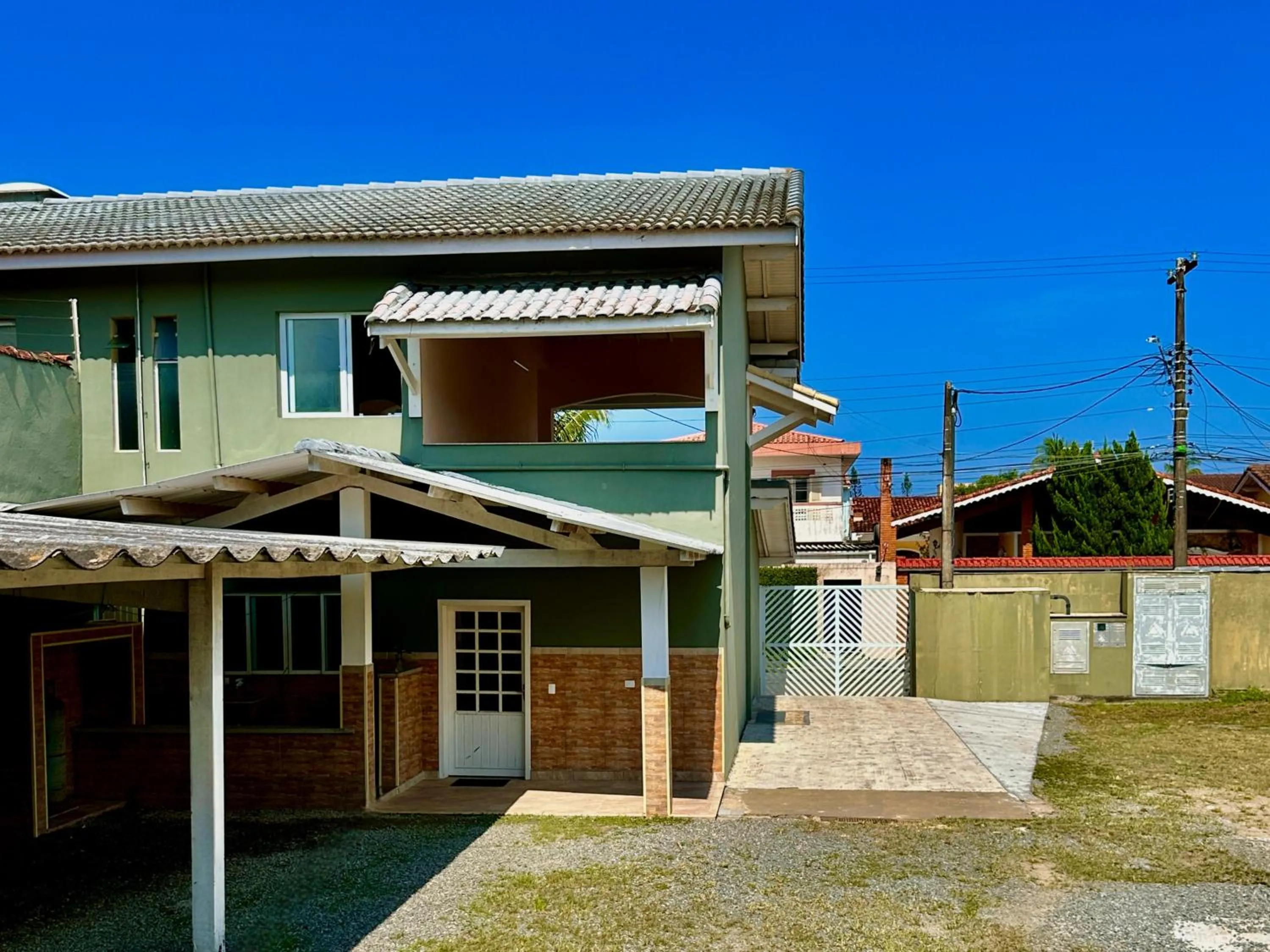 Parking in Surfside Suites