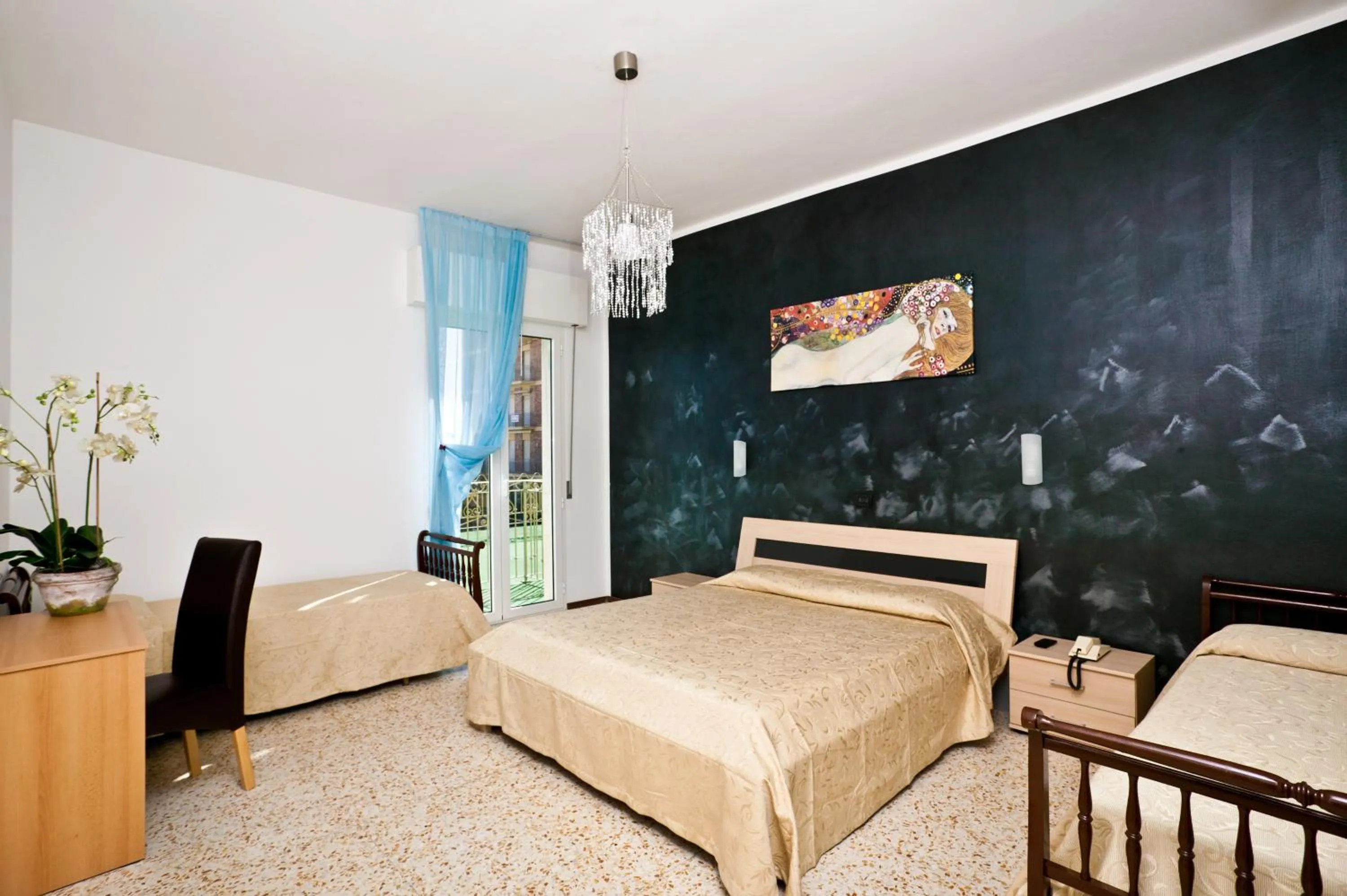 Bed in Hotel Holiday Park